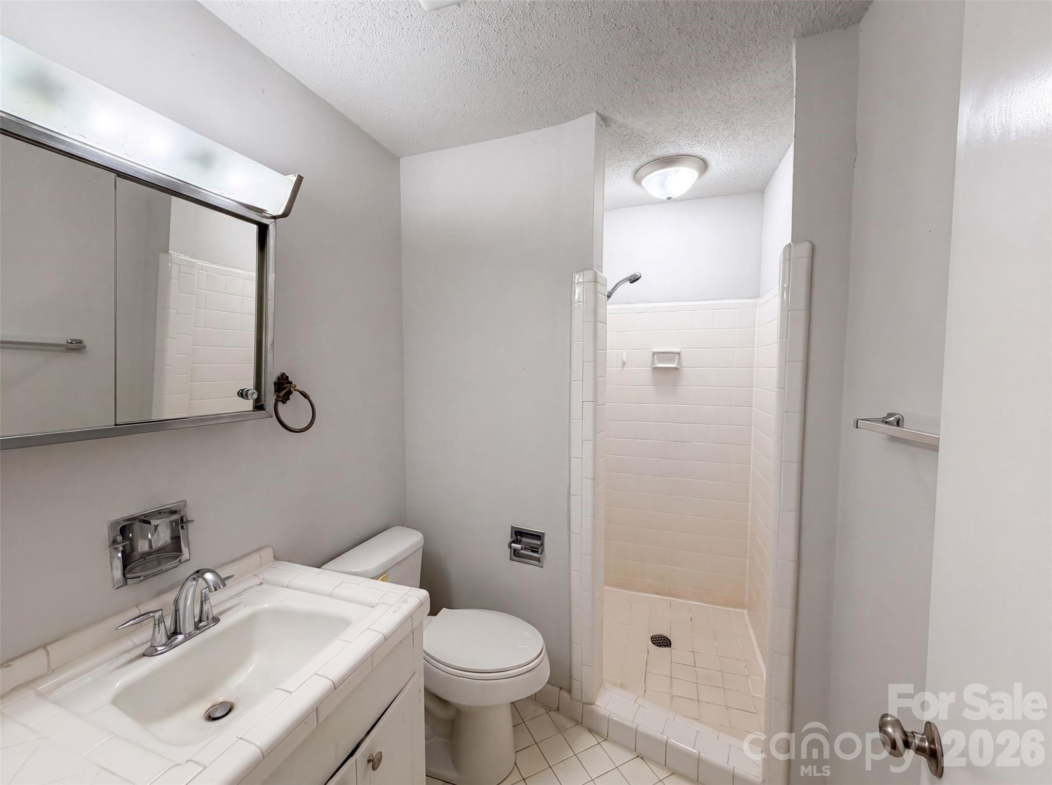 1951 Taylor Drive Property Photo 13