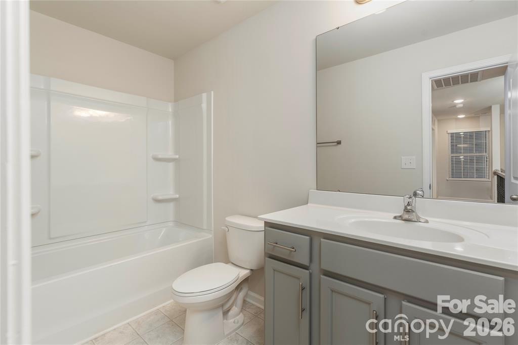 5276 Lashawn Lane 3103 Property Photo 8