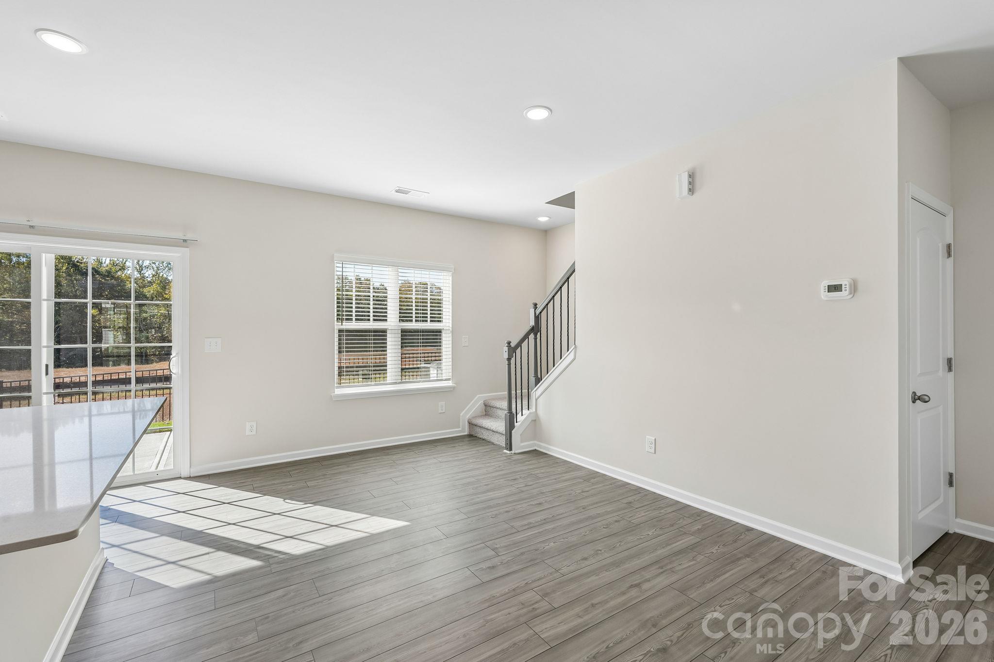5278 Lashawn Lane 3102 Property Photo 6
