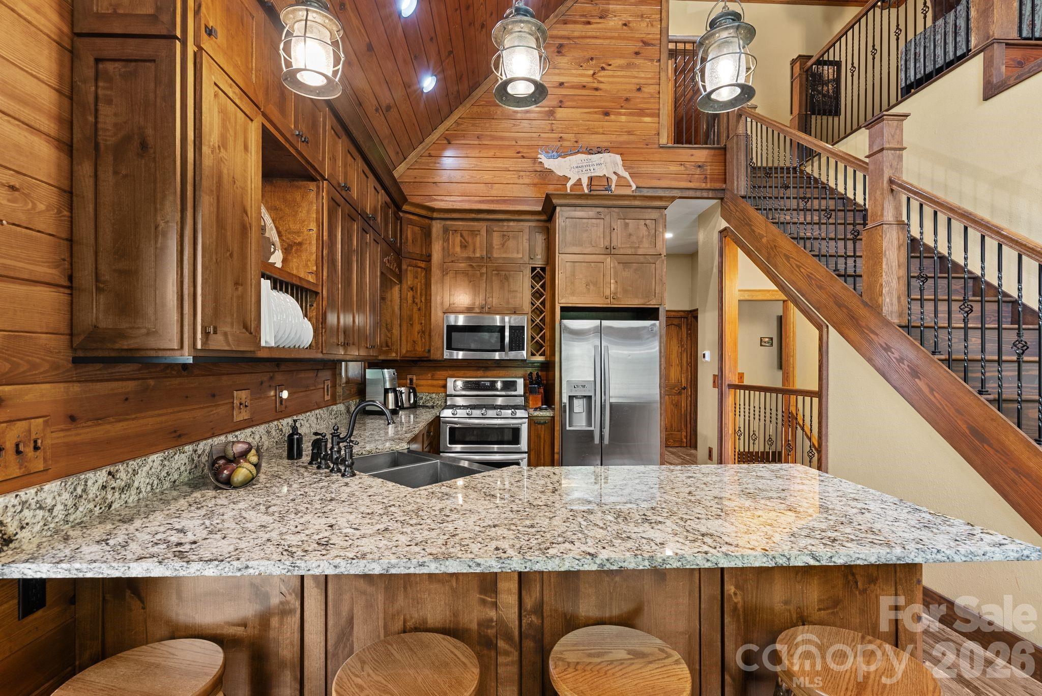 100 Moonshineholler Drive Property Photo 22