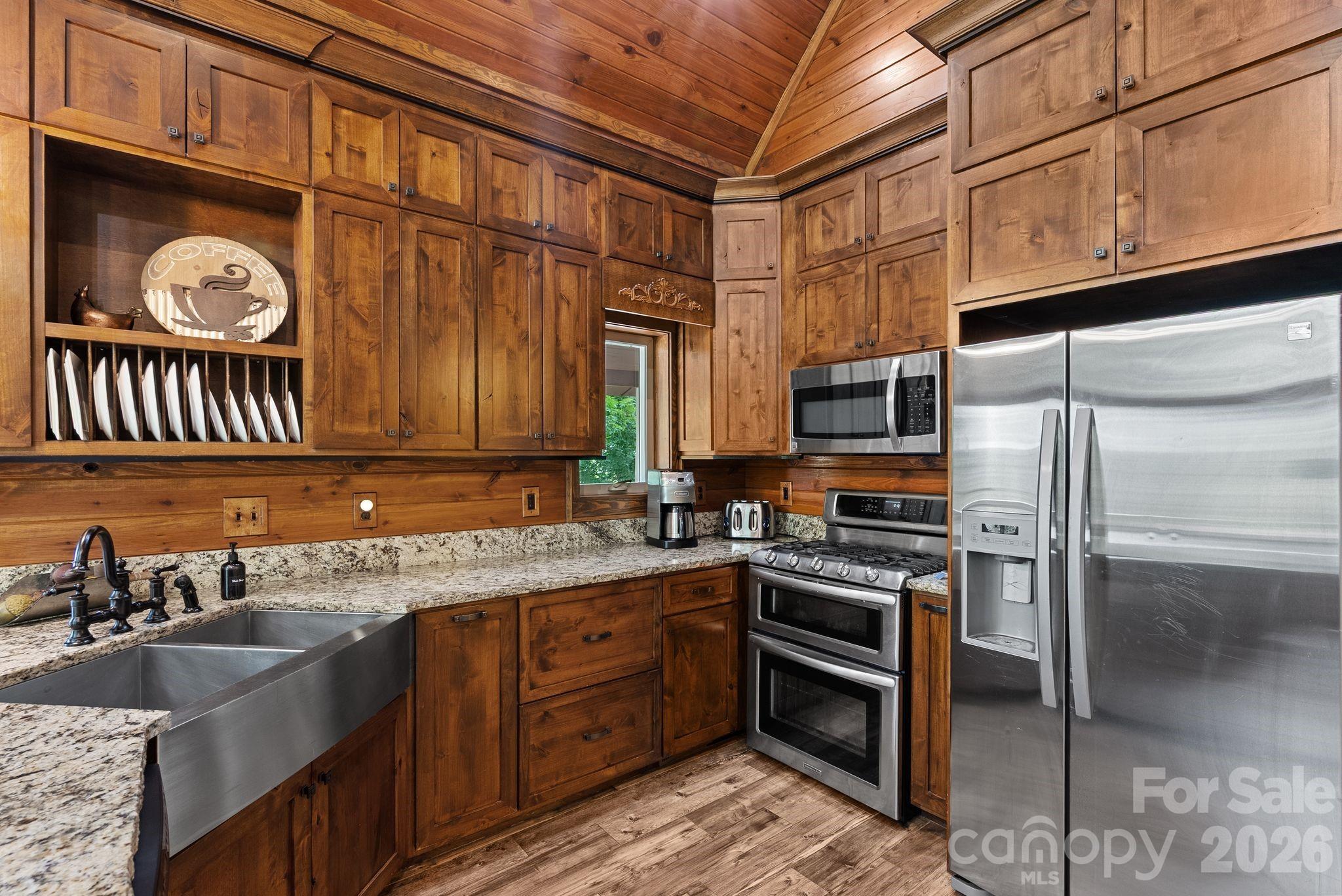 100 Moonshineholler Drive Property Photo 24