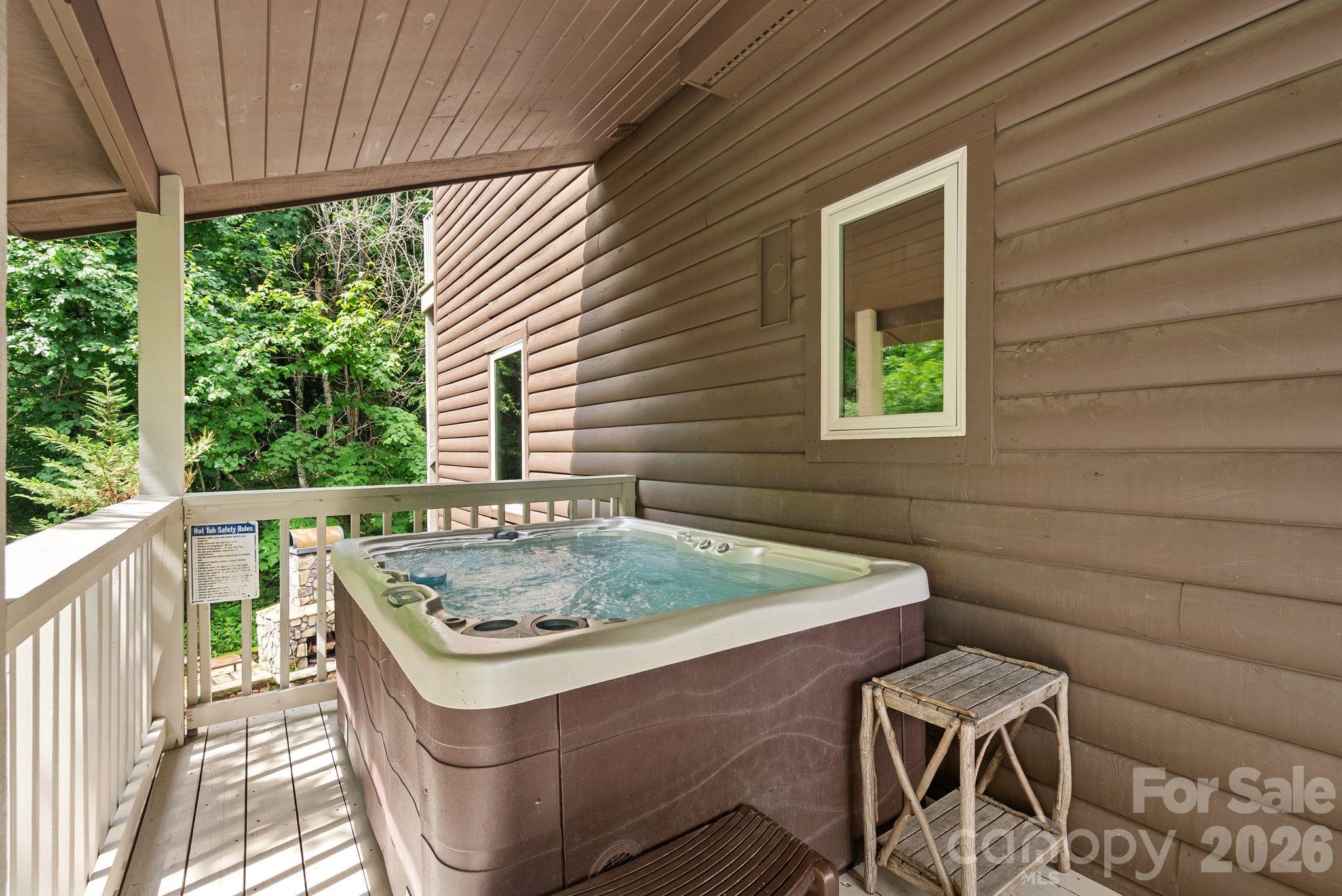100 Moonshineholler Drive Property Photo 33