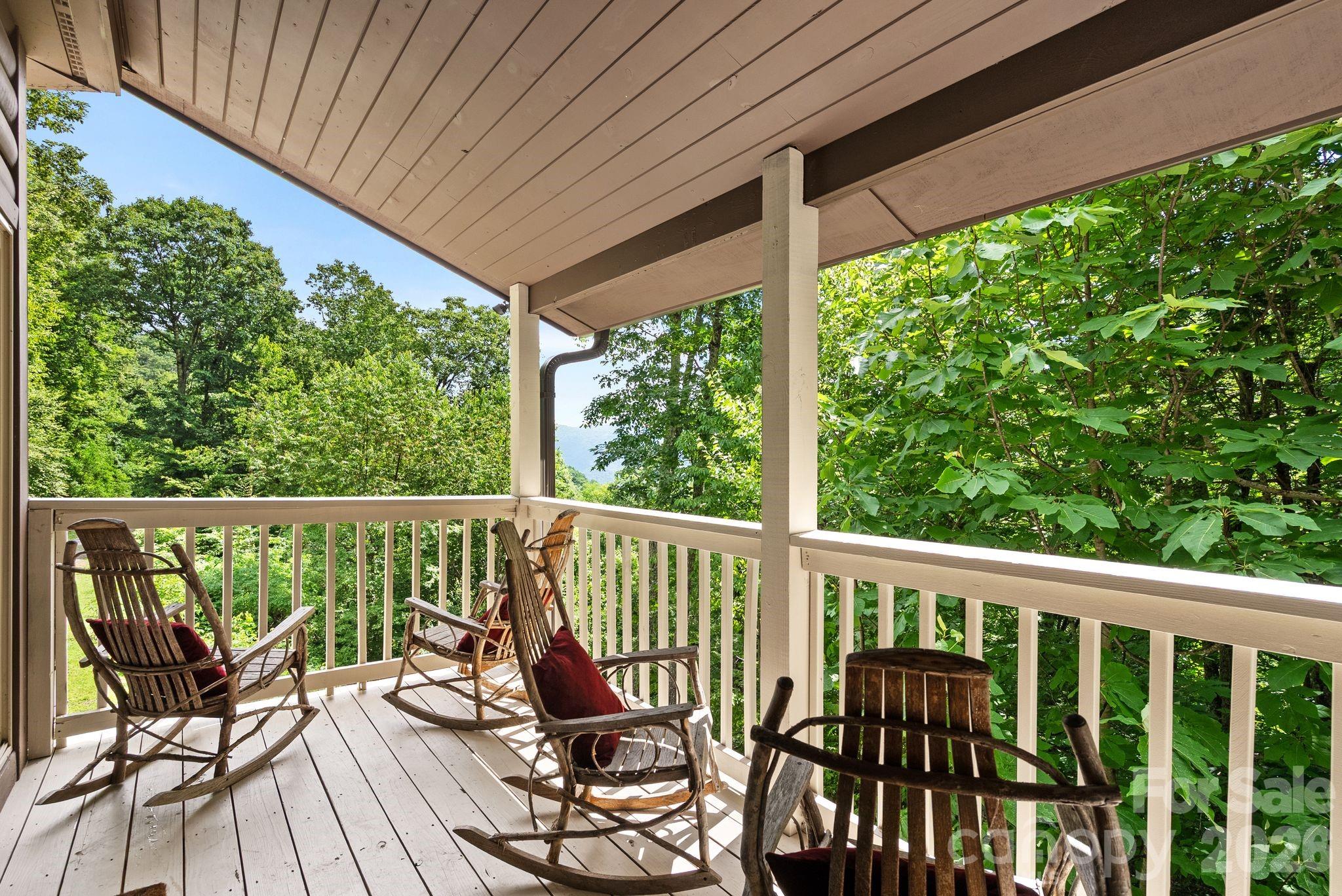 100 Moonshineholler Drive Property Photo 35