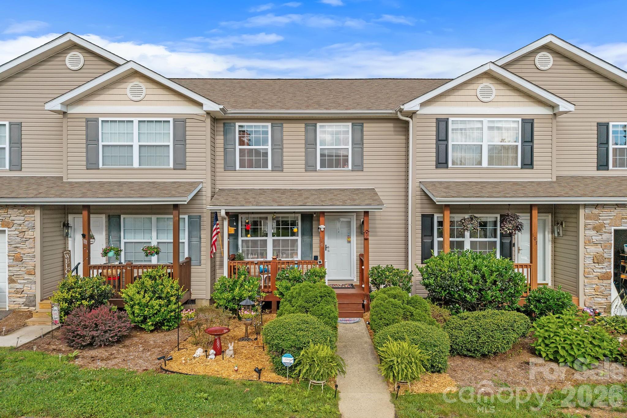 109 Loch Haven Road Property Photo 1