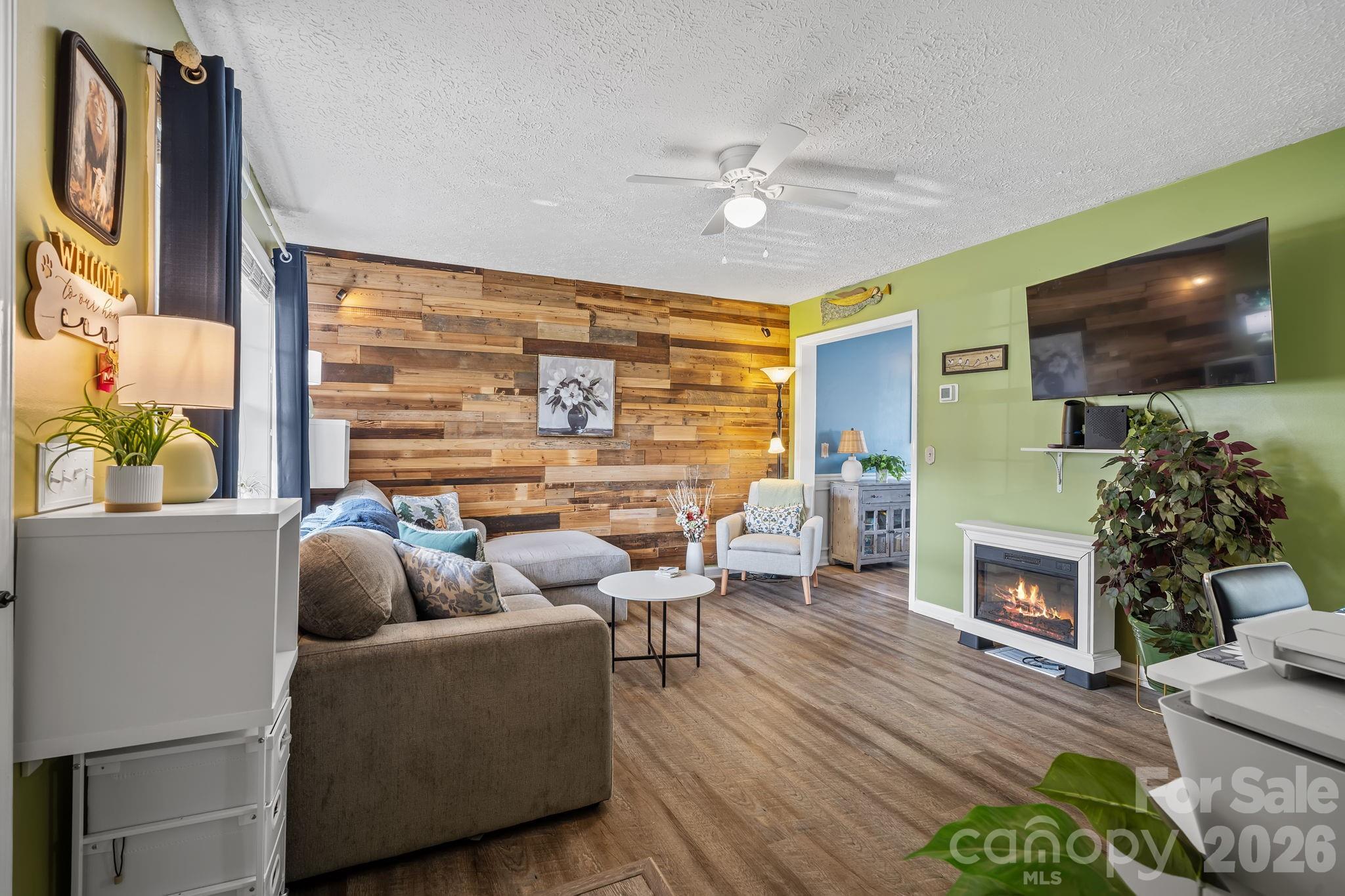 109 Loch Haven Road Property Photo 5