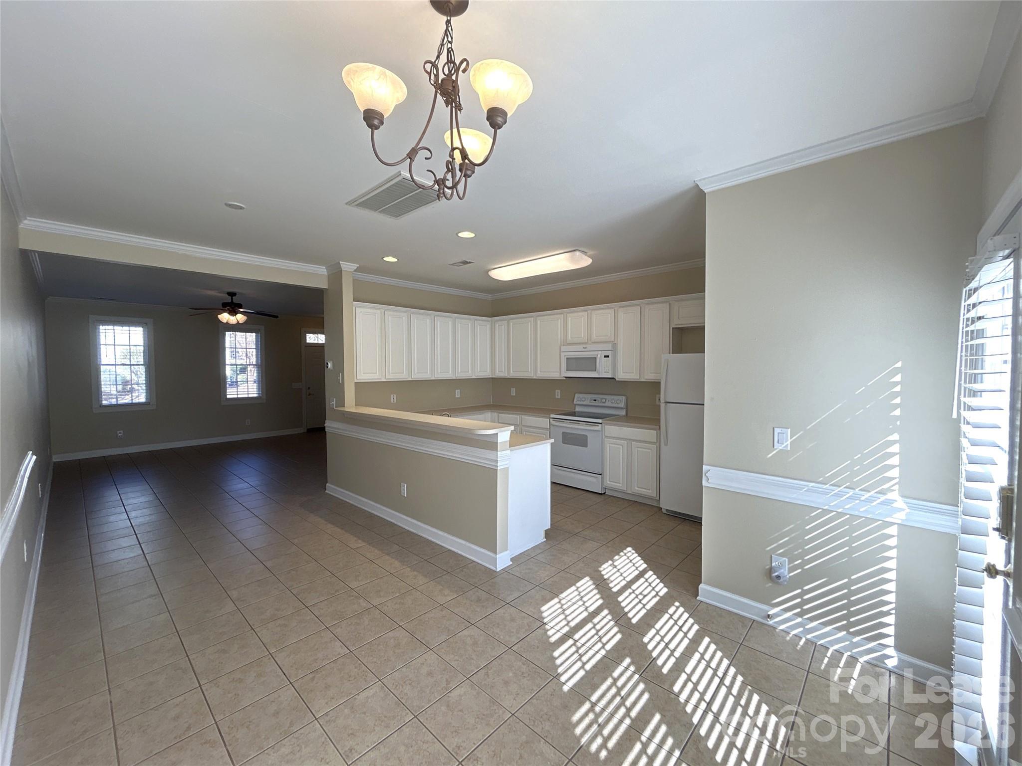5619 Fetzer Avenue Property Photo 5