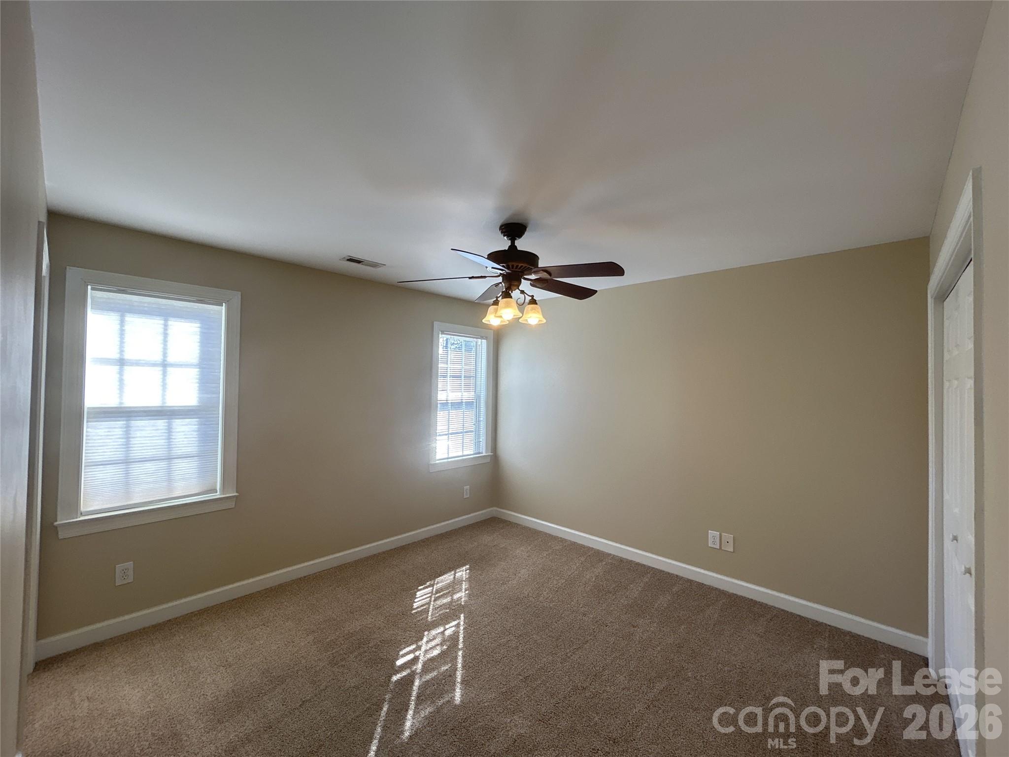 5619 Fetzer Avenue Property Photo 12