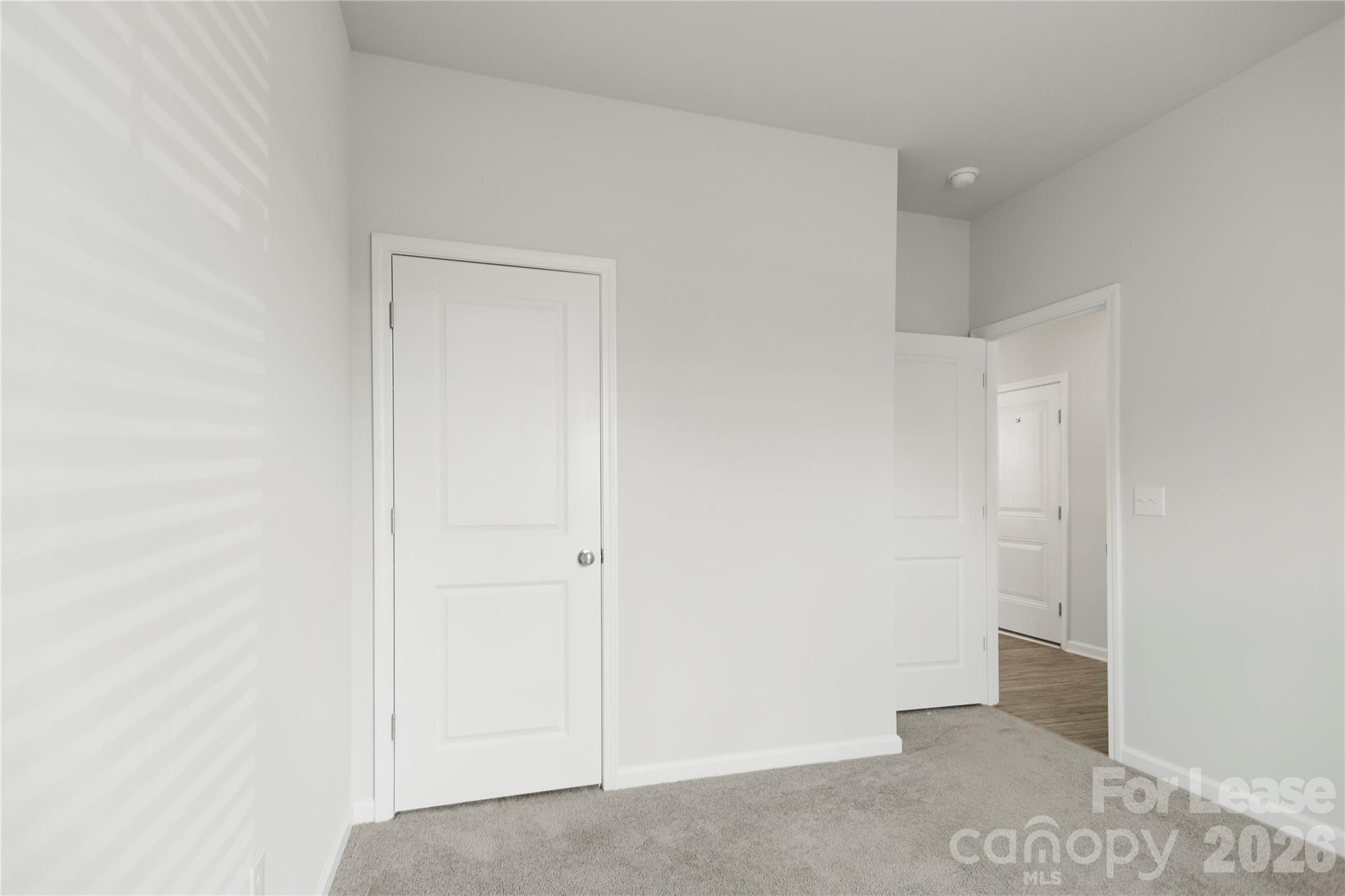 3627 Whitney Way Property Photo 5