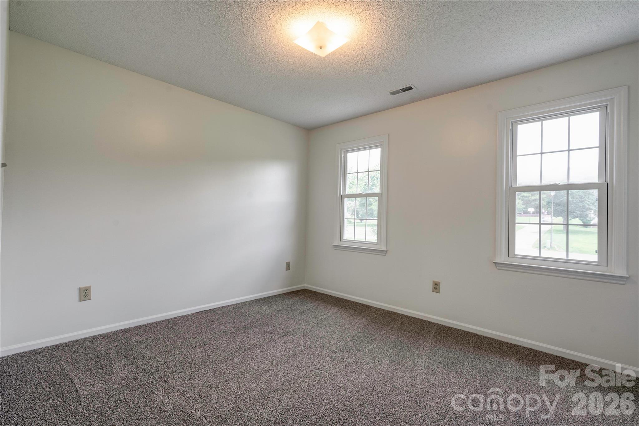 144 Oak Point Drive Property Photo 7