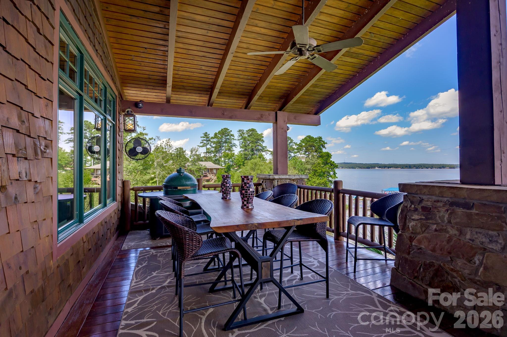 197 Smooth Rock Point Property Photo 17