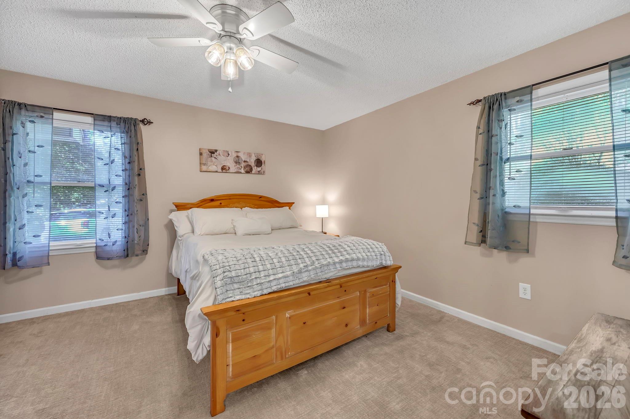 426 Meadowood Lane Property Photo 22