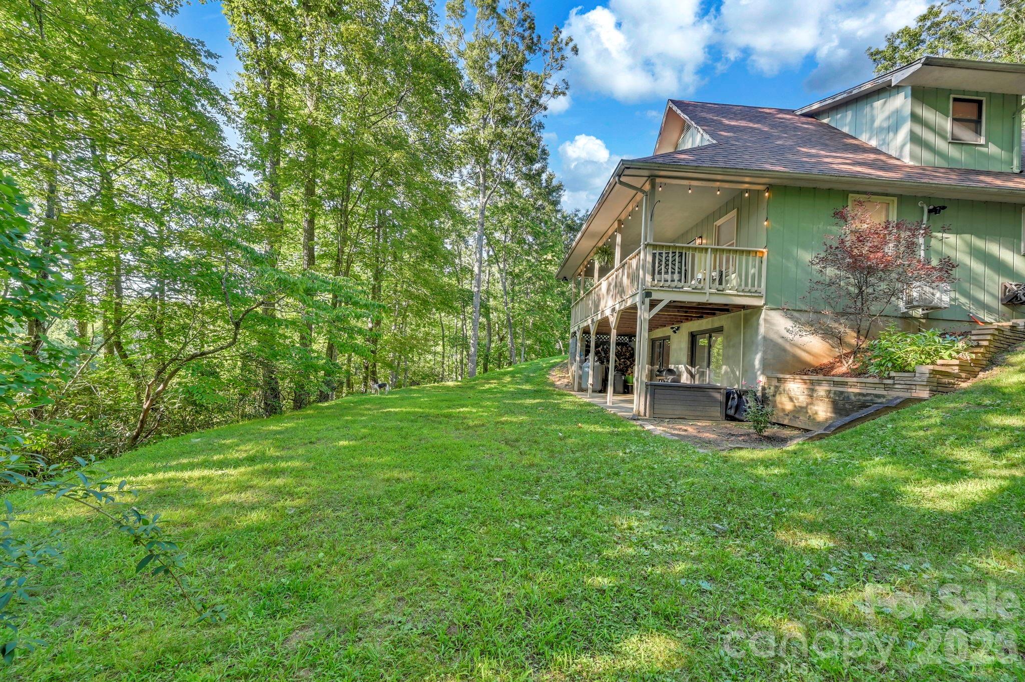 426 Meadowood Lane Property Photo 40