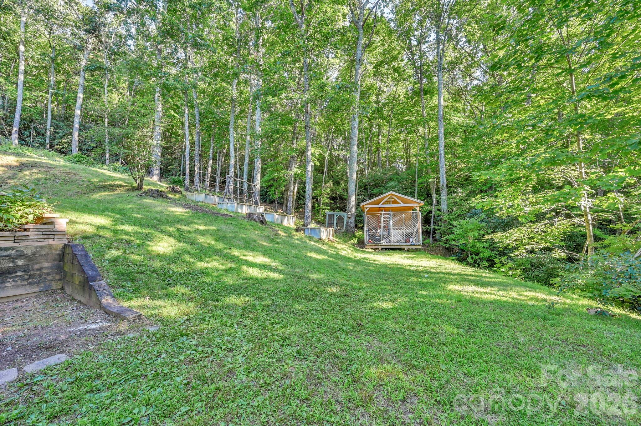 426 Meadowood Lane Property Photo 43