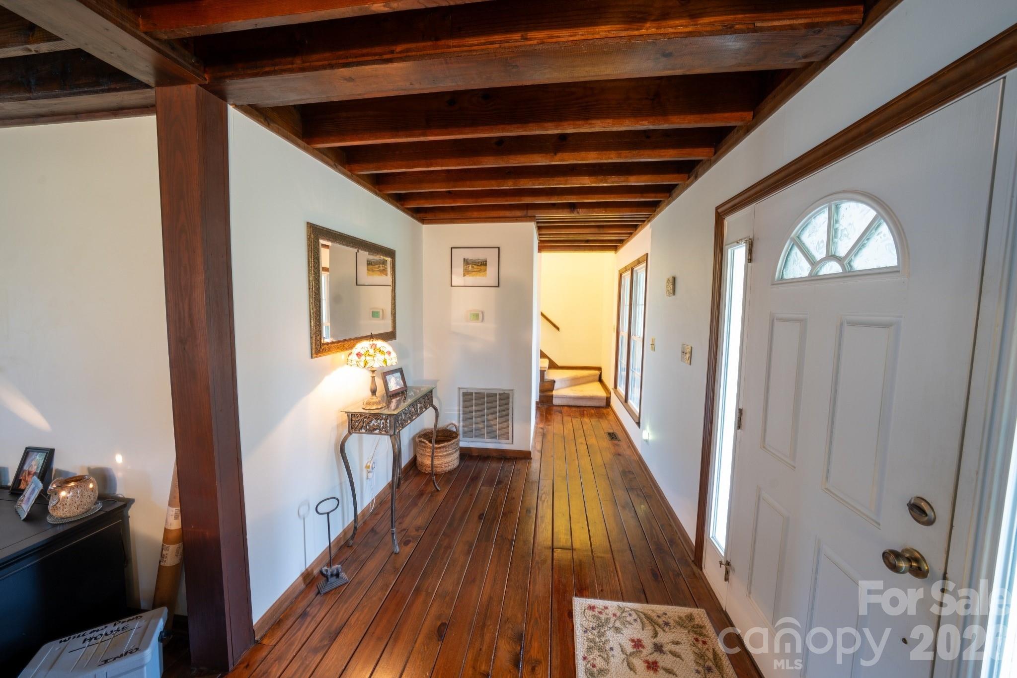 4904 Willow Pond Road Property Photo 7