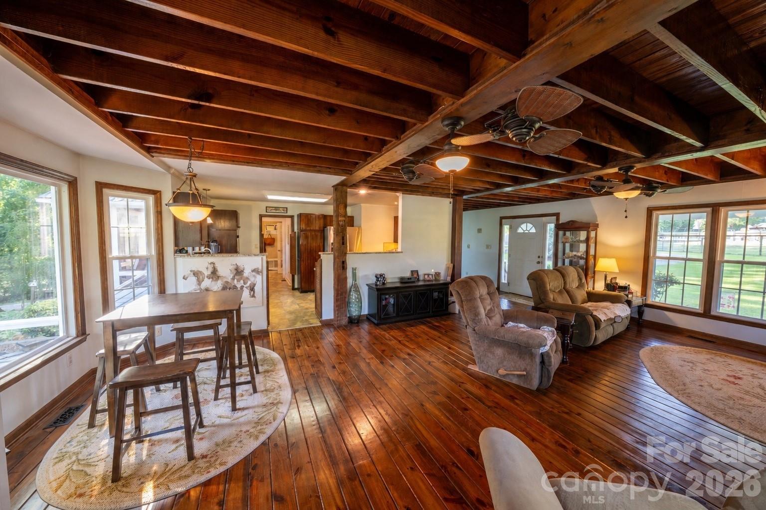 4904 Willow Pond Road Property Photo 8