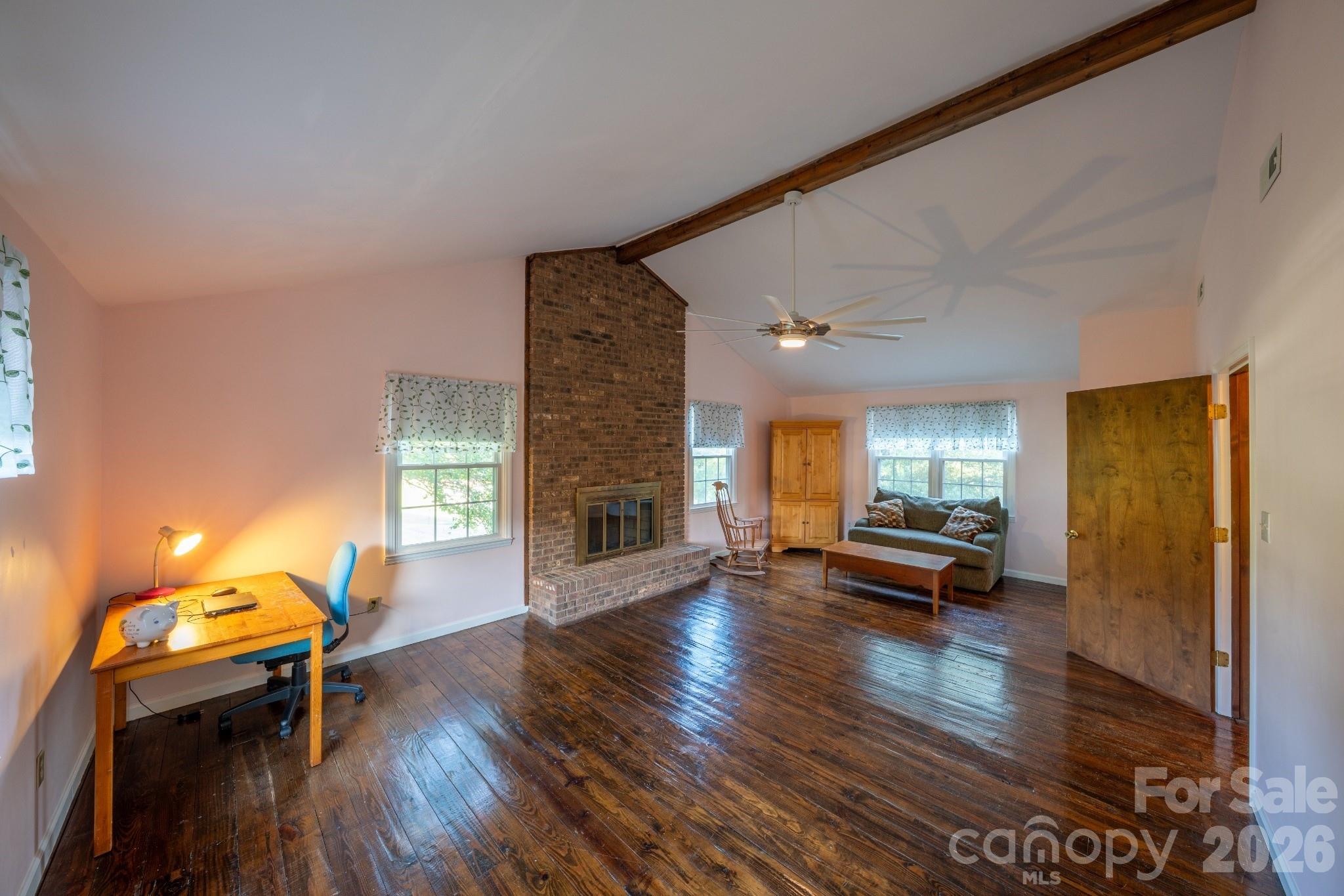 4904 Willow Pond Road Property Photo 18