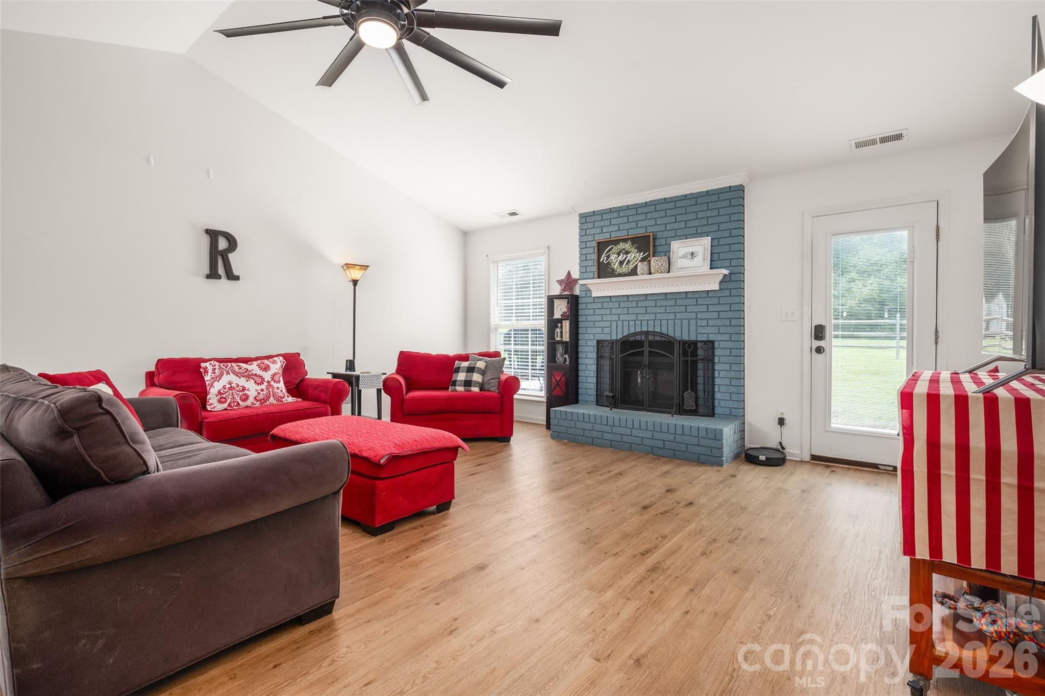 3209 Monte Drive Property Photo 7