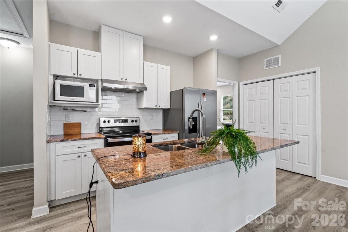 902 4th Street Property Photo 10