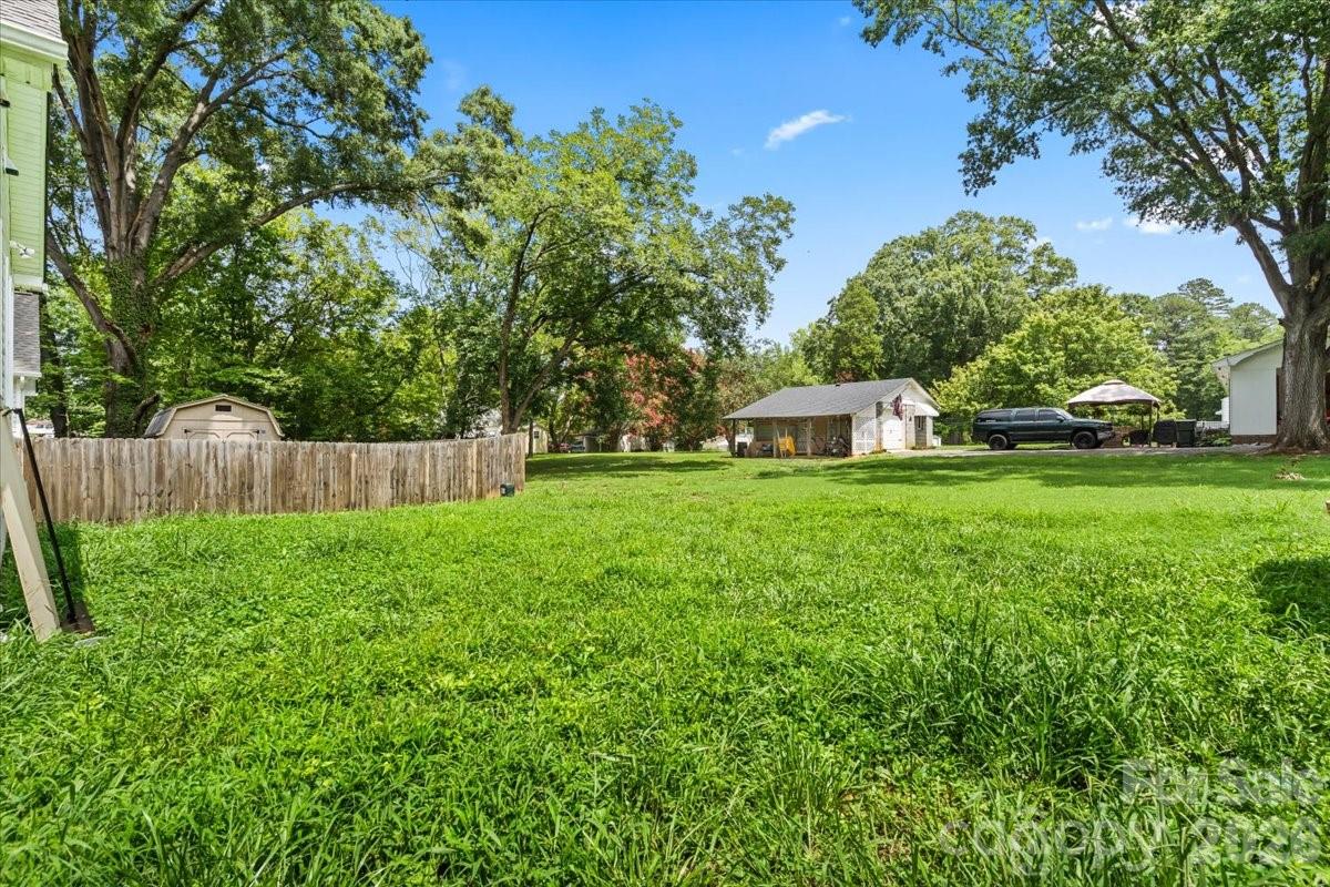 902 4th Street Property Photo 24