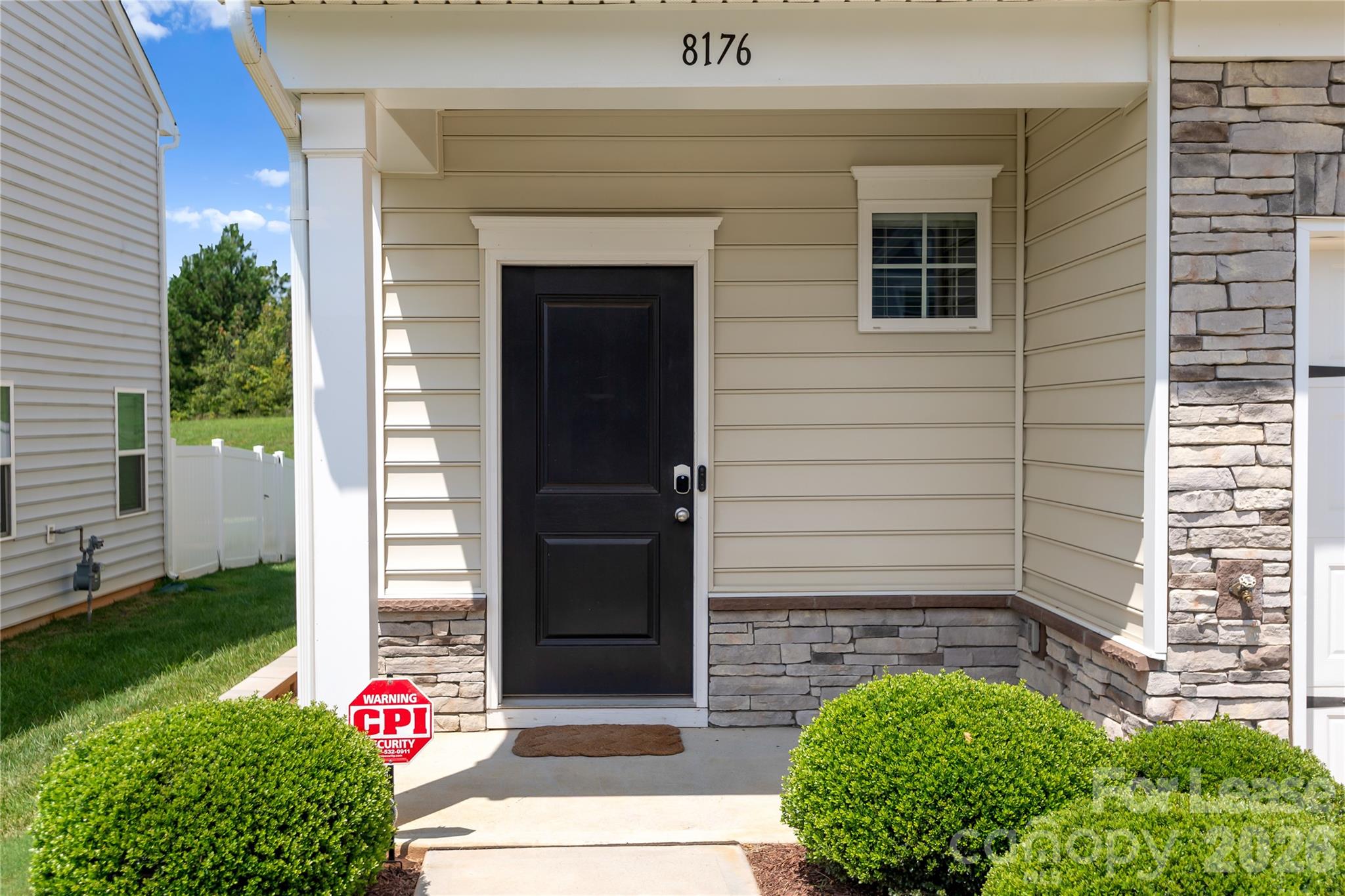 8176 Sheffield Drive Property Photo 4
