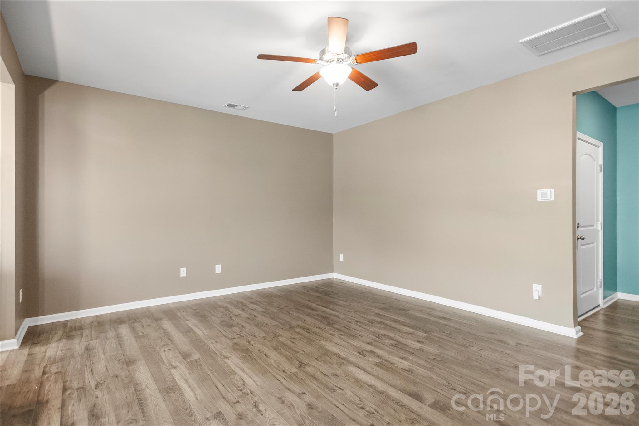 8176 Sheffield Drive Property Photo 11