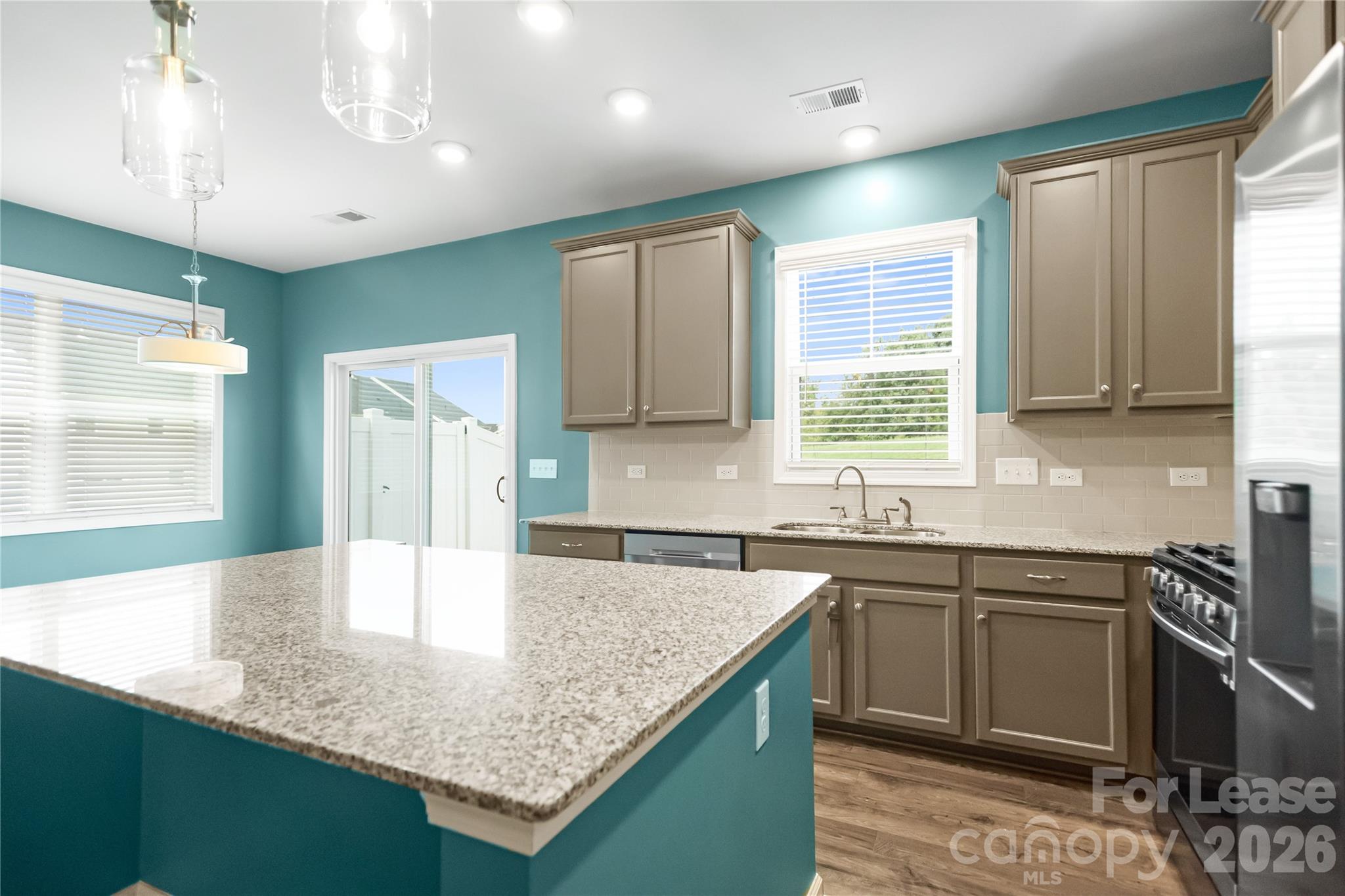 8176 Sheffield Drive Property Photo 15