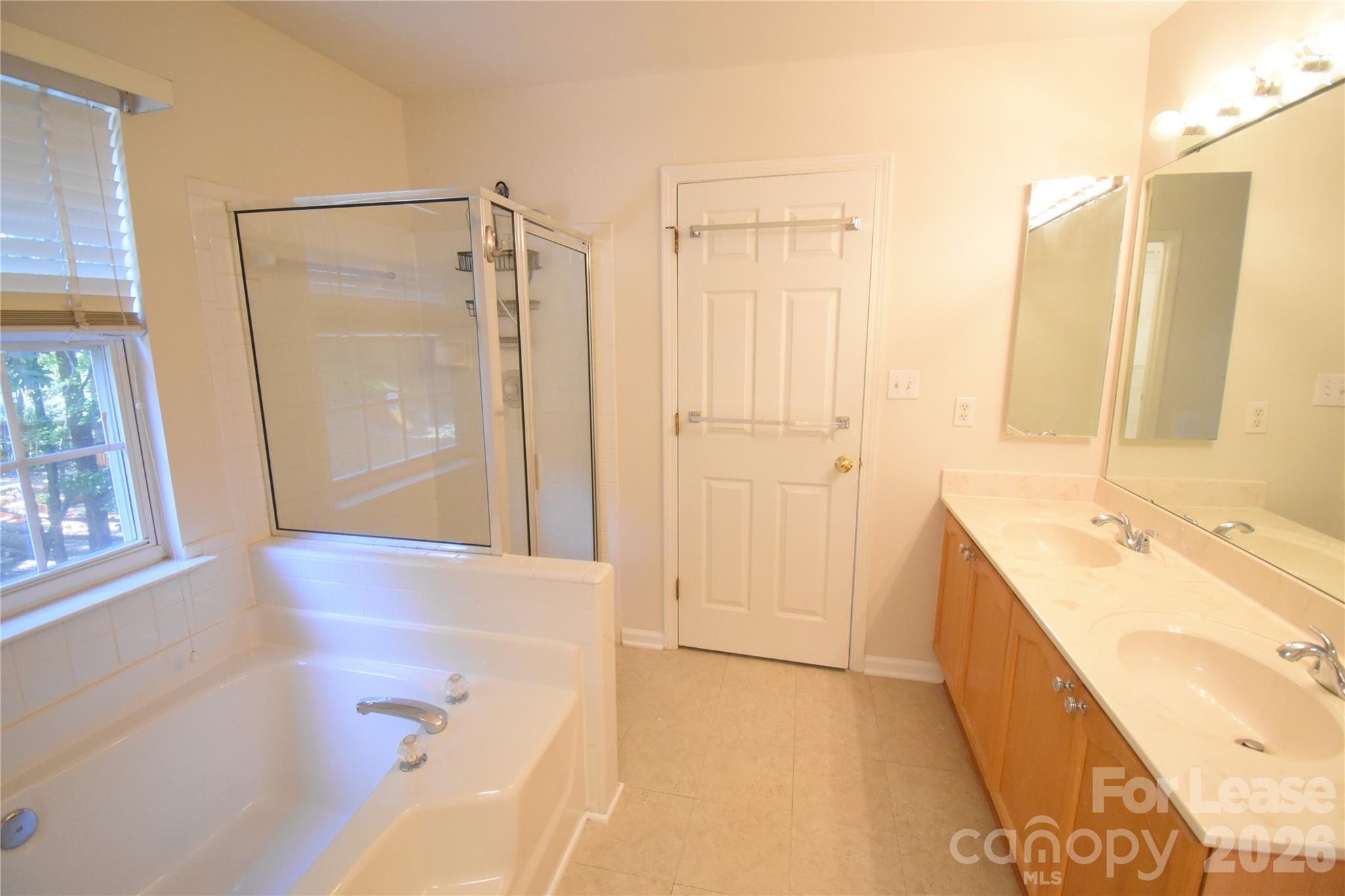 3704 Wind Ridge Place Property Photo 15