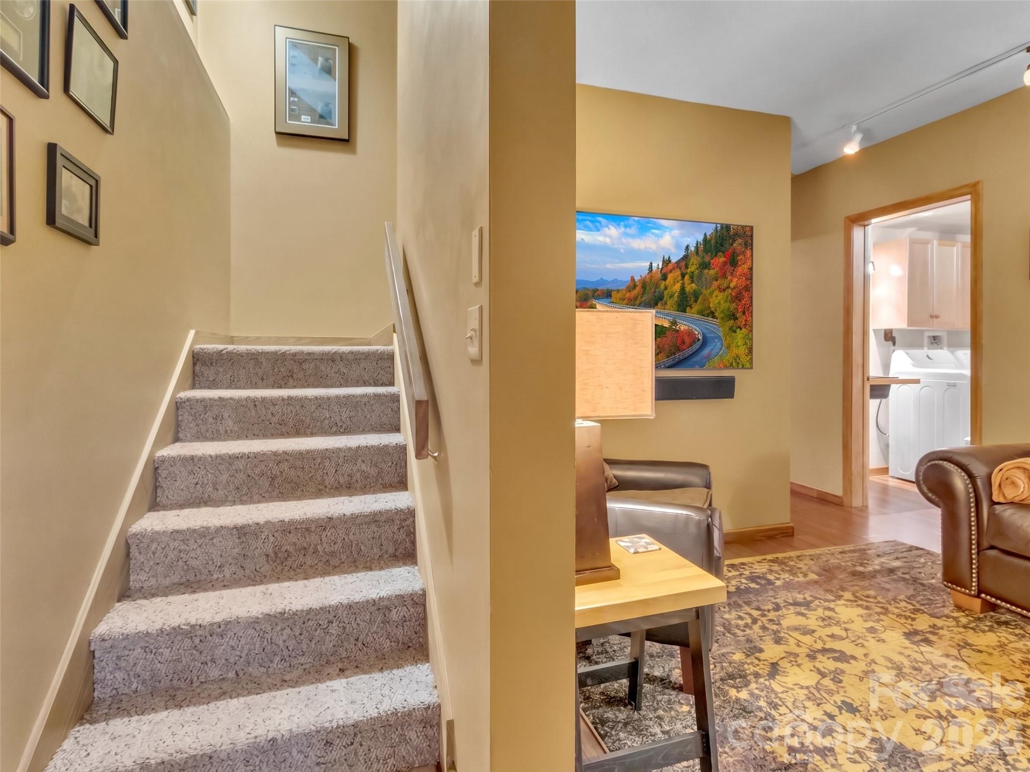 170 Wonderwood Lane Property Photo 27