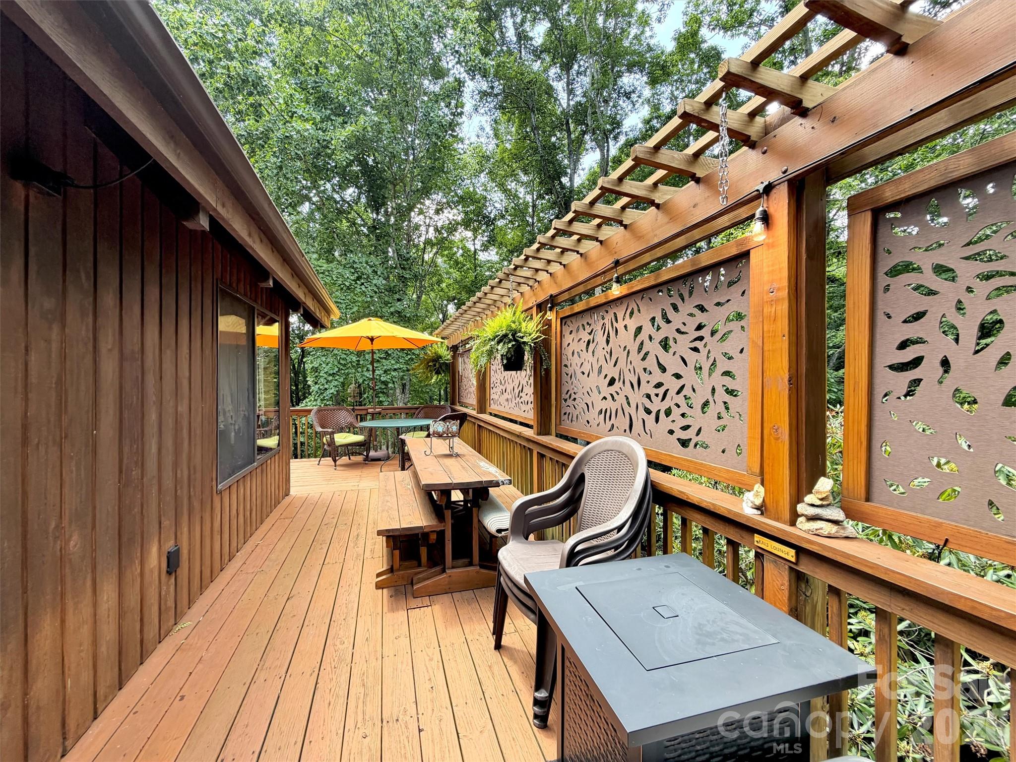 170 Wonderwood Lane Property Photo 38