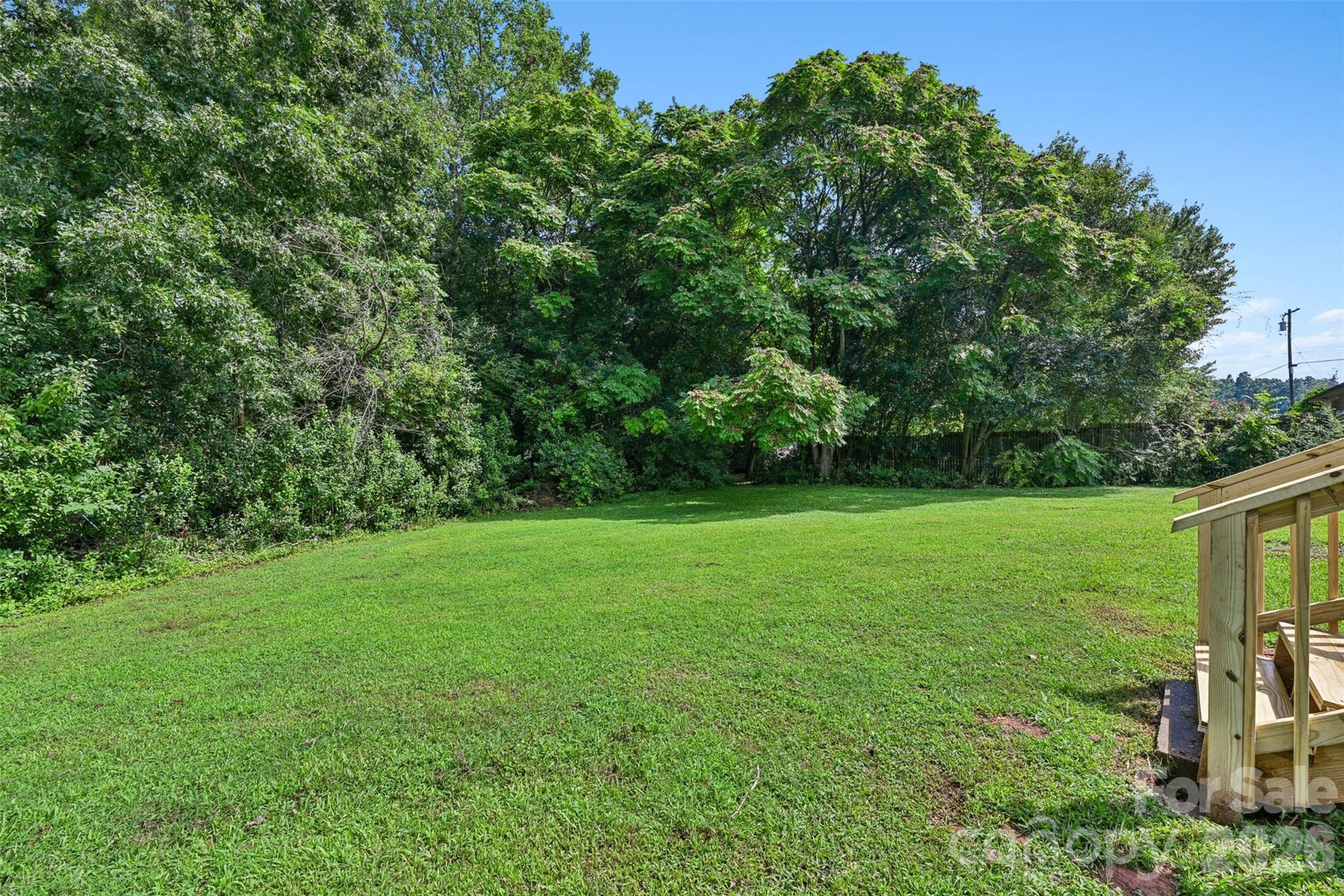 1811 S Post Road Property Photo 25