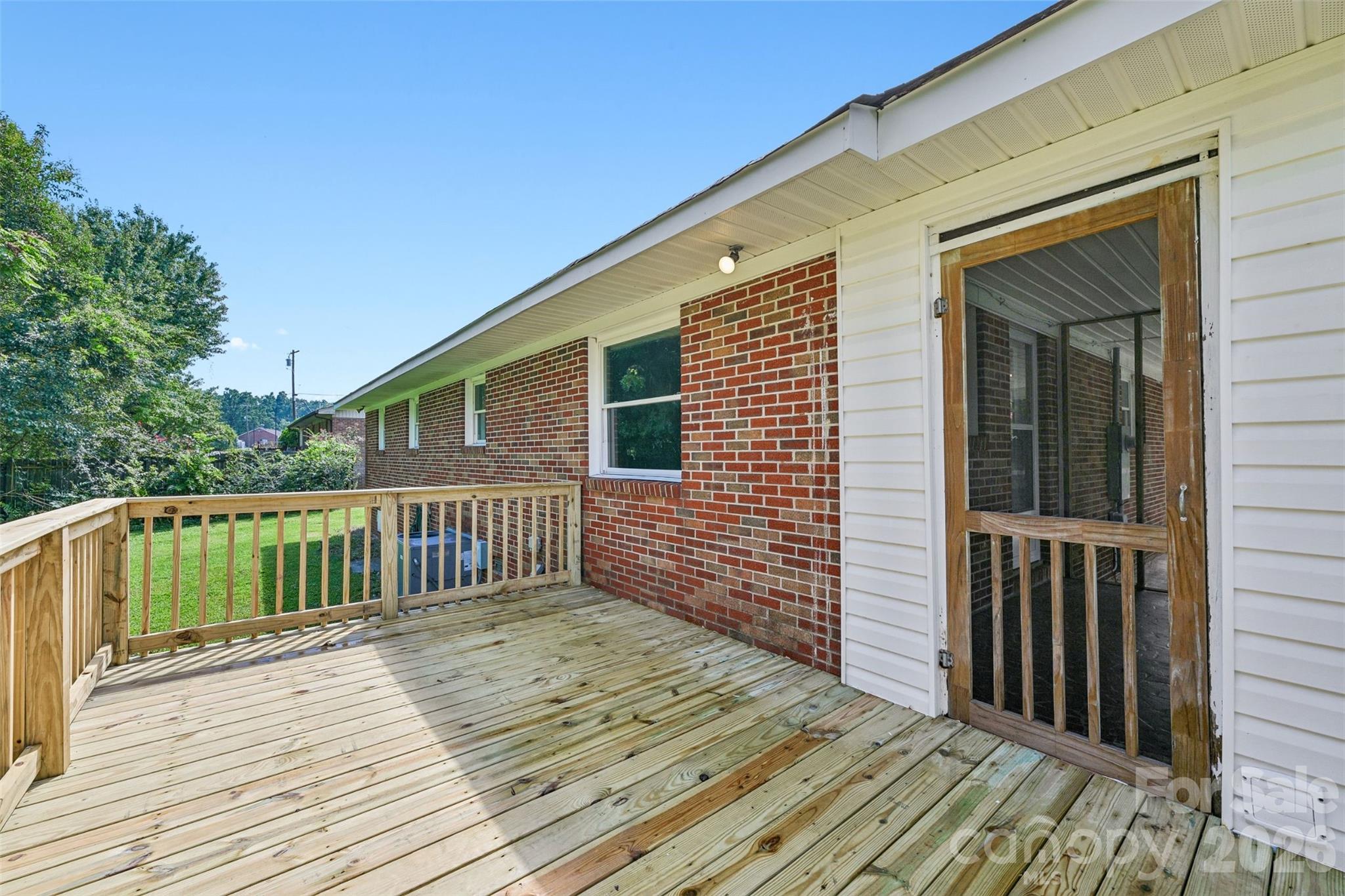 1811 S Post Road Property Photo 35