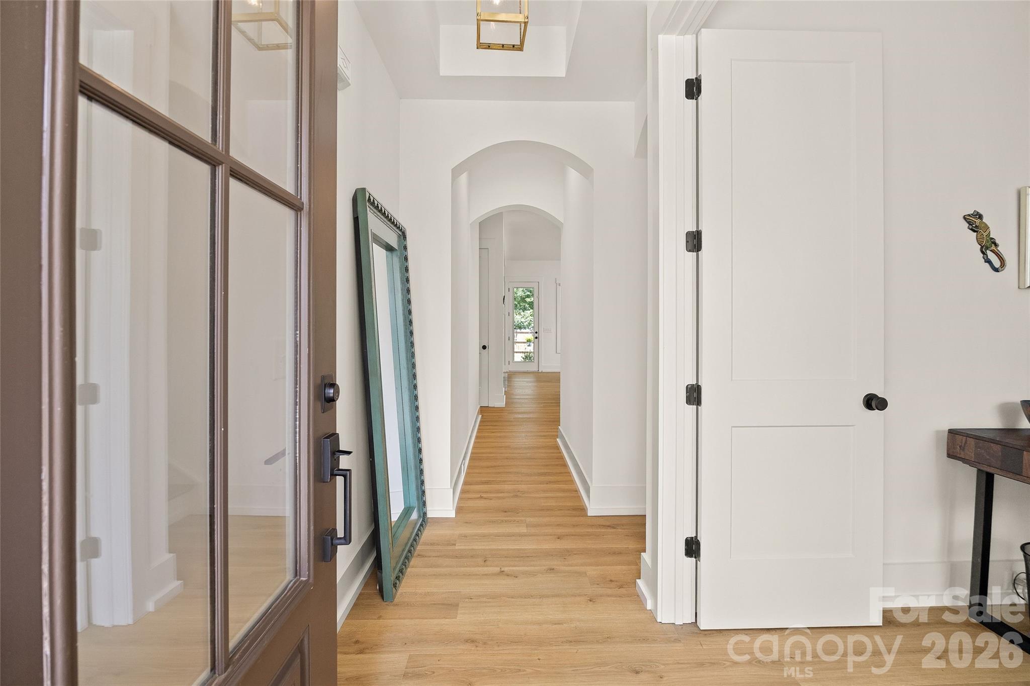 812 State Street Property Photo 3