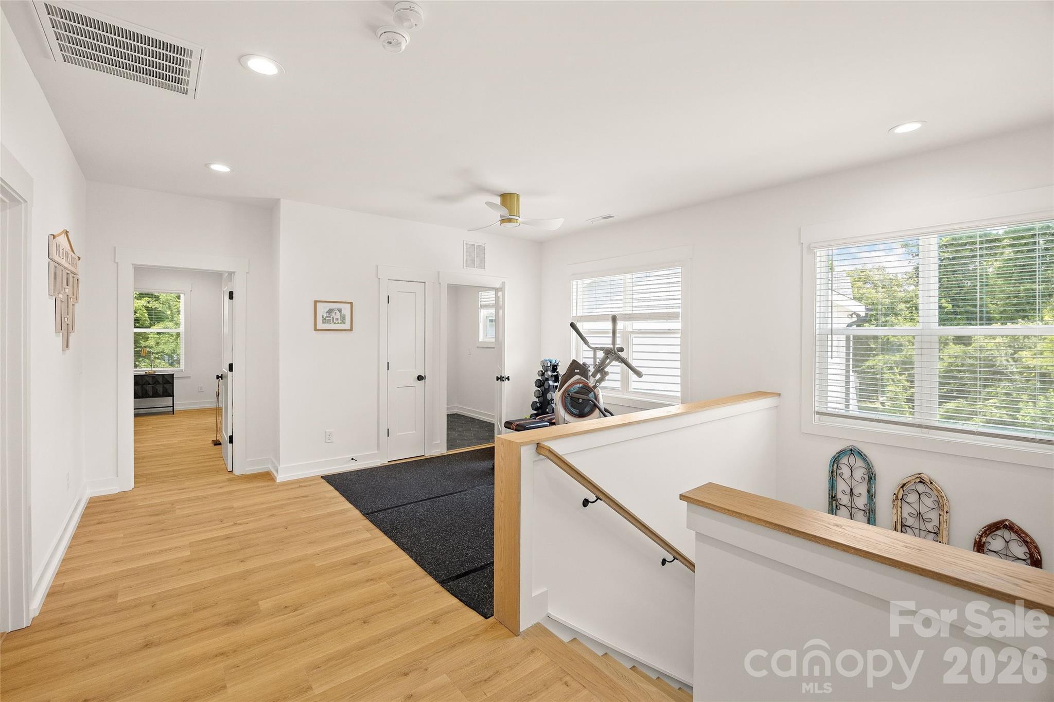 812 State Street Property Photo 21