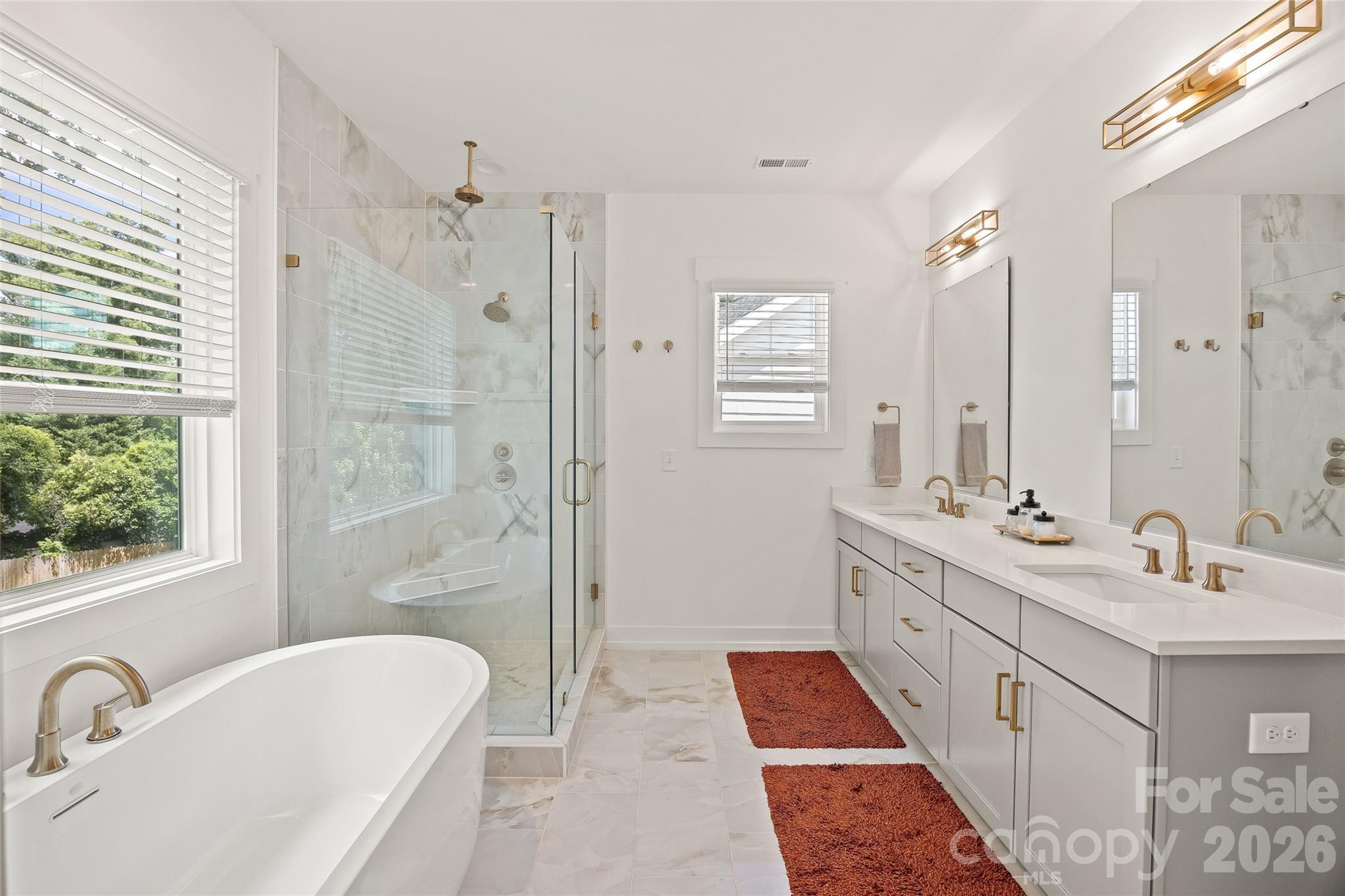 812 State Street Property Photo 24