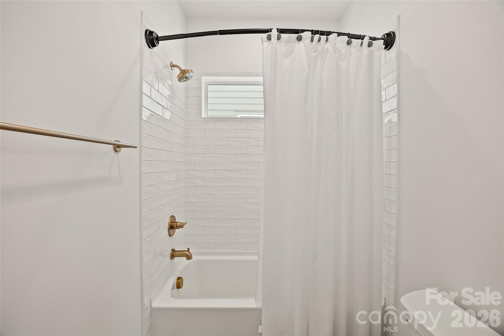 812 State Street Property Photo 28