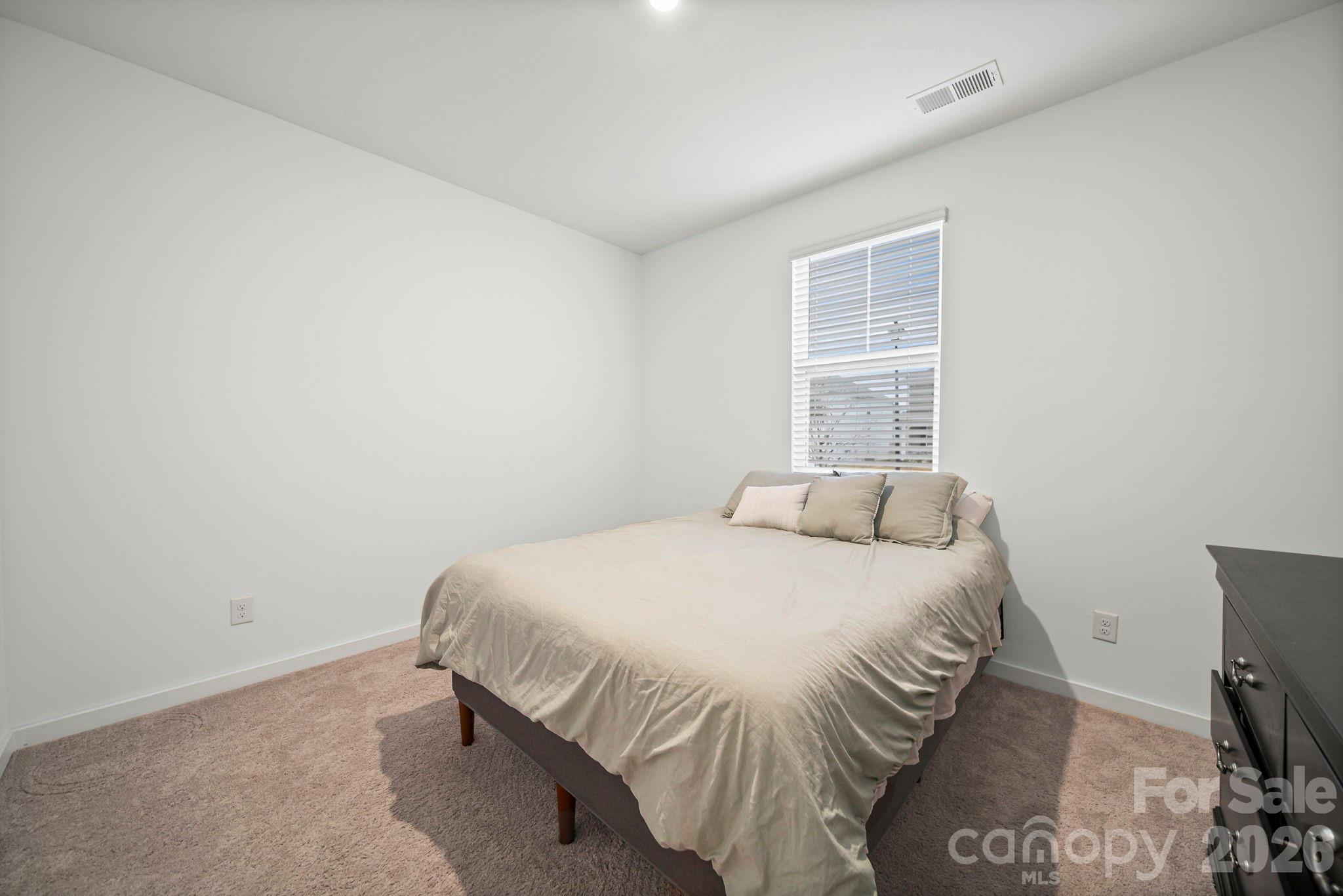 2556 Blue Sky Meadows Drive Property Photo 24
