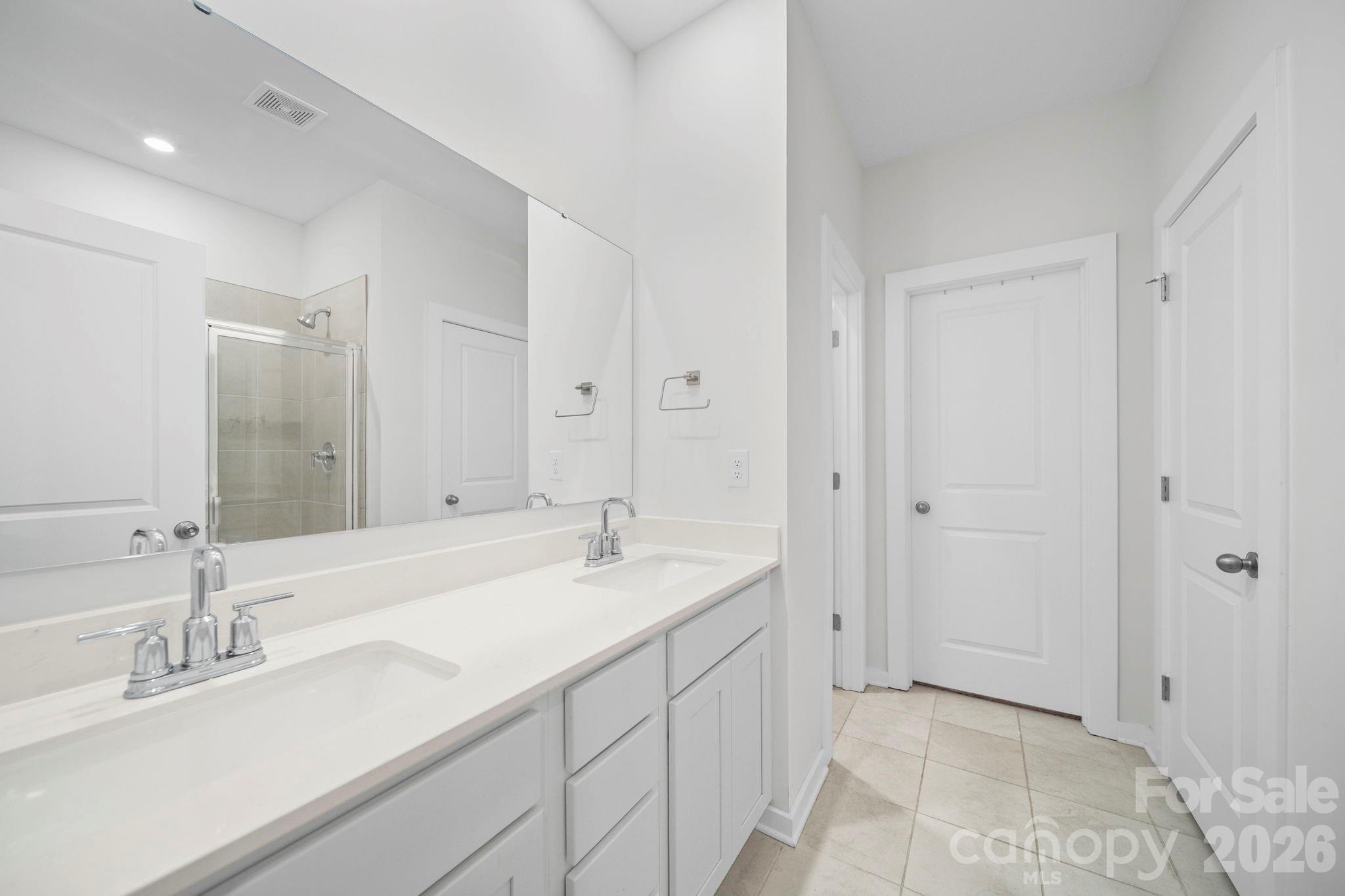 2556 Blue Sky Meadows Drive Property Photo 27