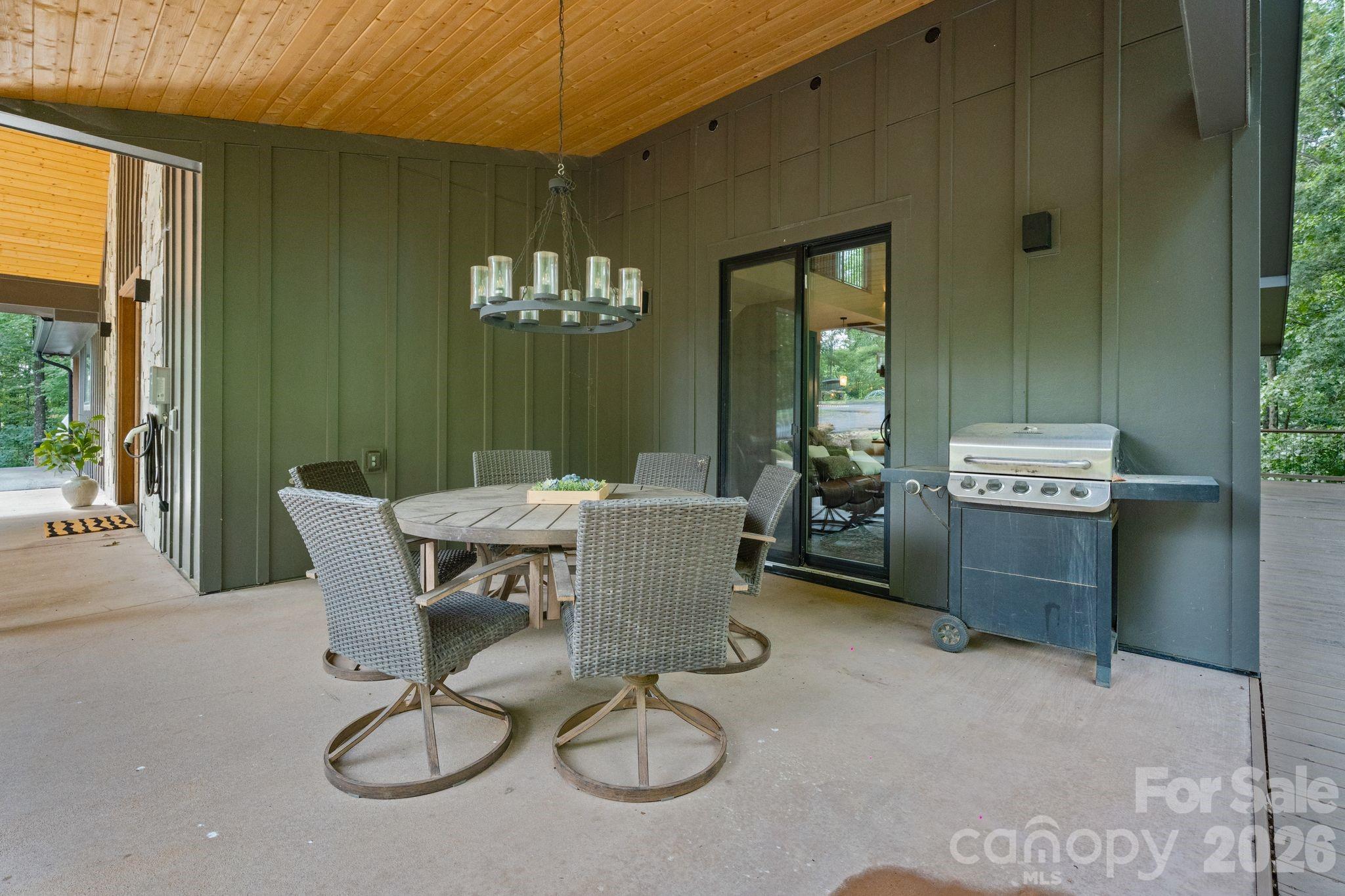 3135 Laurel Heights Drive #2 Property Photo 14