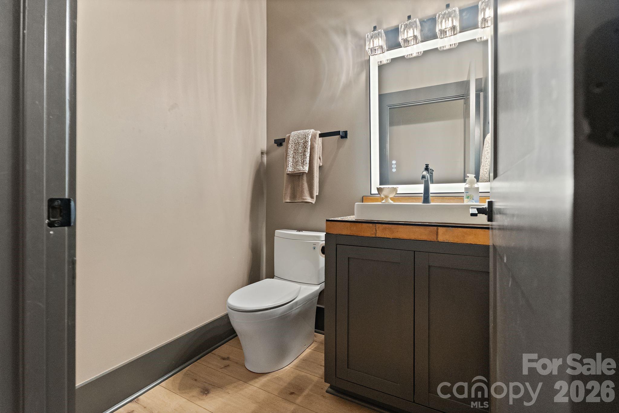 3135 Laurel Heights Drive #2 Property Photo 26