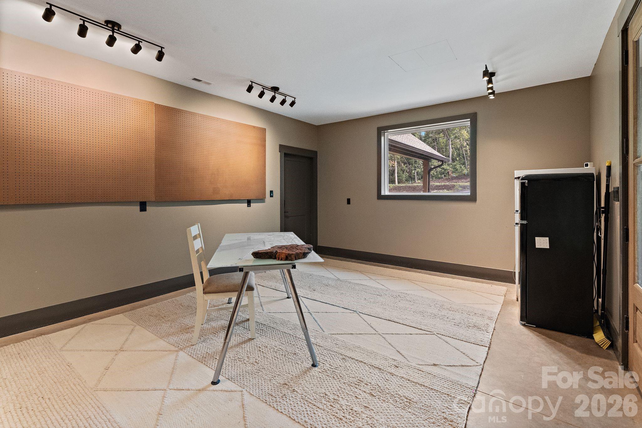 3135 Laurel Heights Drive #2 Property Photo 37