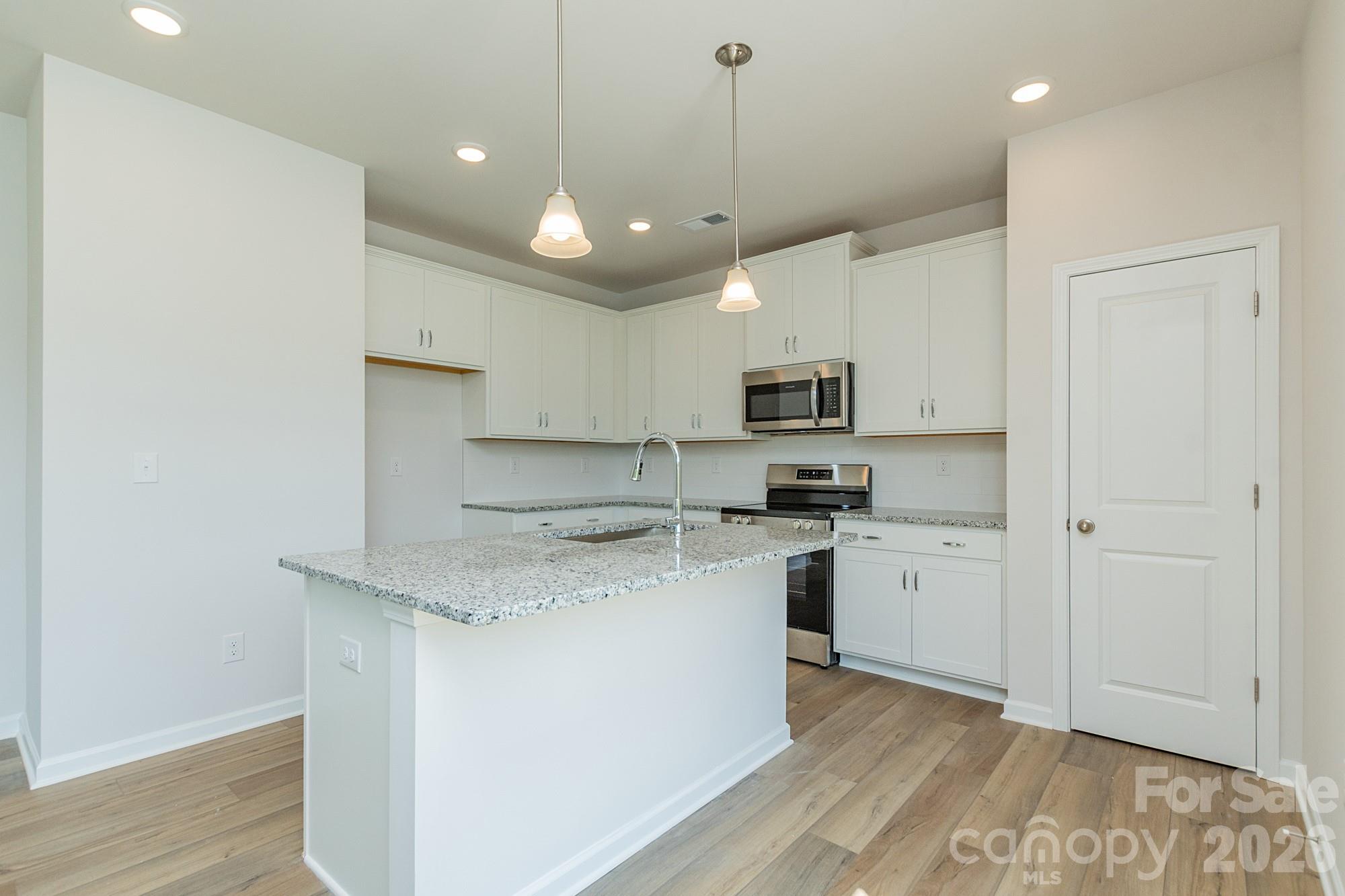 4243 Ruth Creek Court Property Photo 6