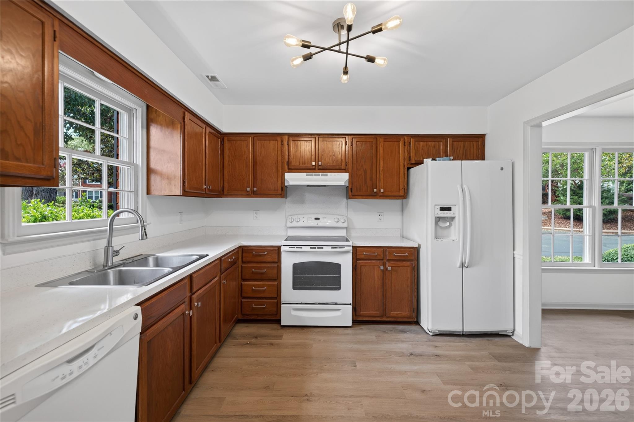 8314 Chippenham Lane Property Photo 6
