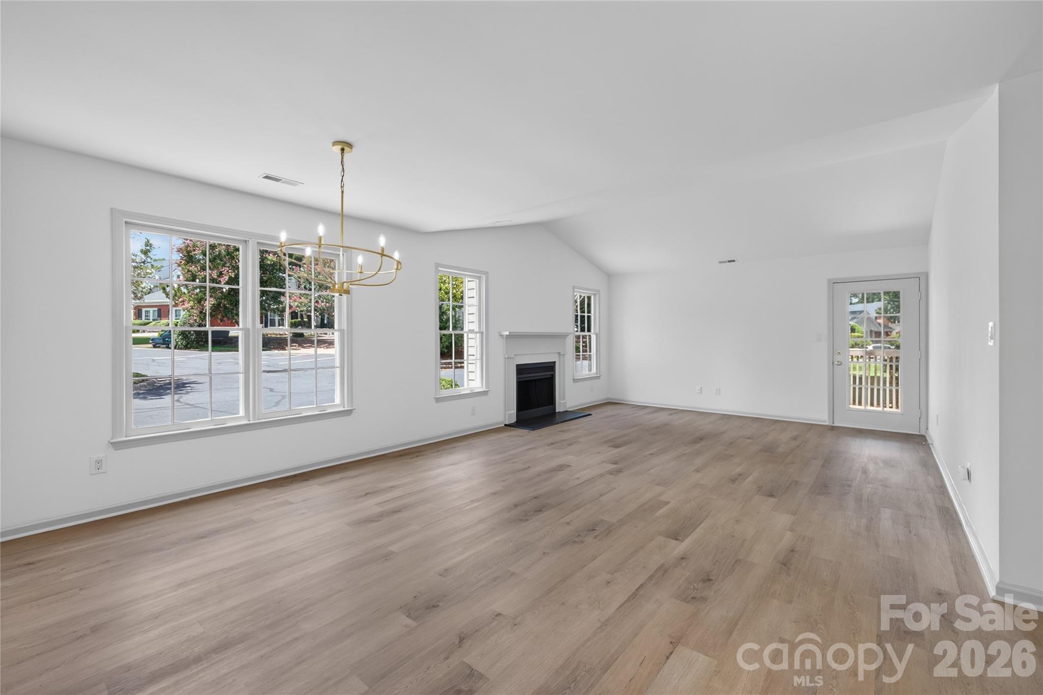 8314 Chippenham Lane Property Photo 11