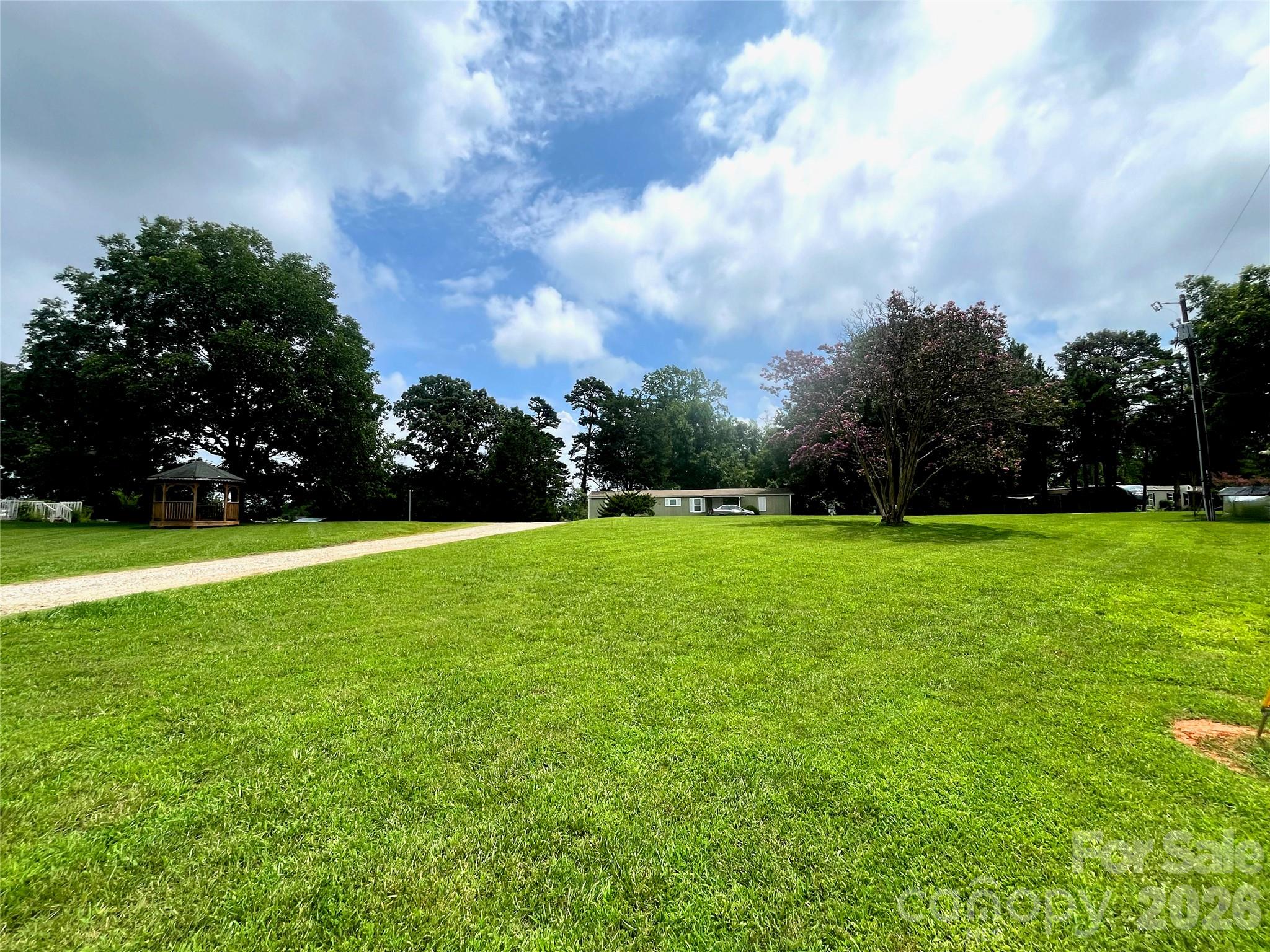 109 Ray Dawn Lane Property Photo 1