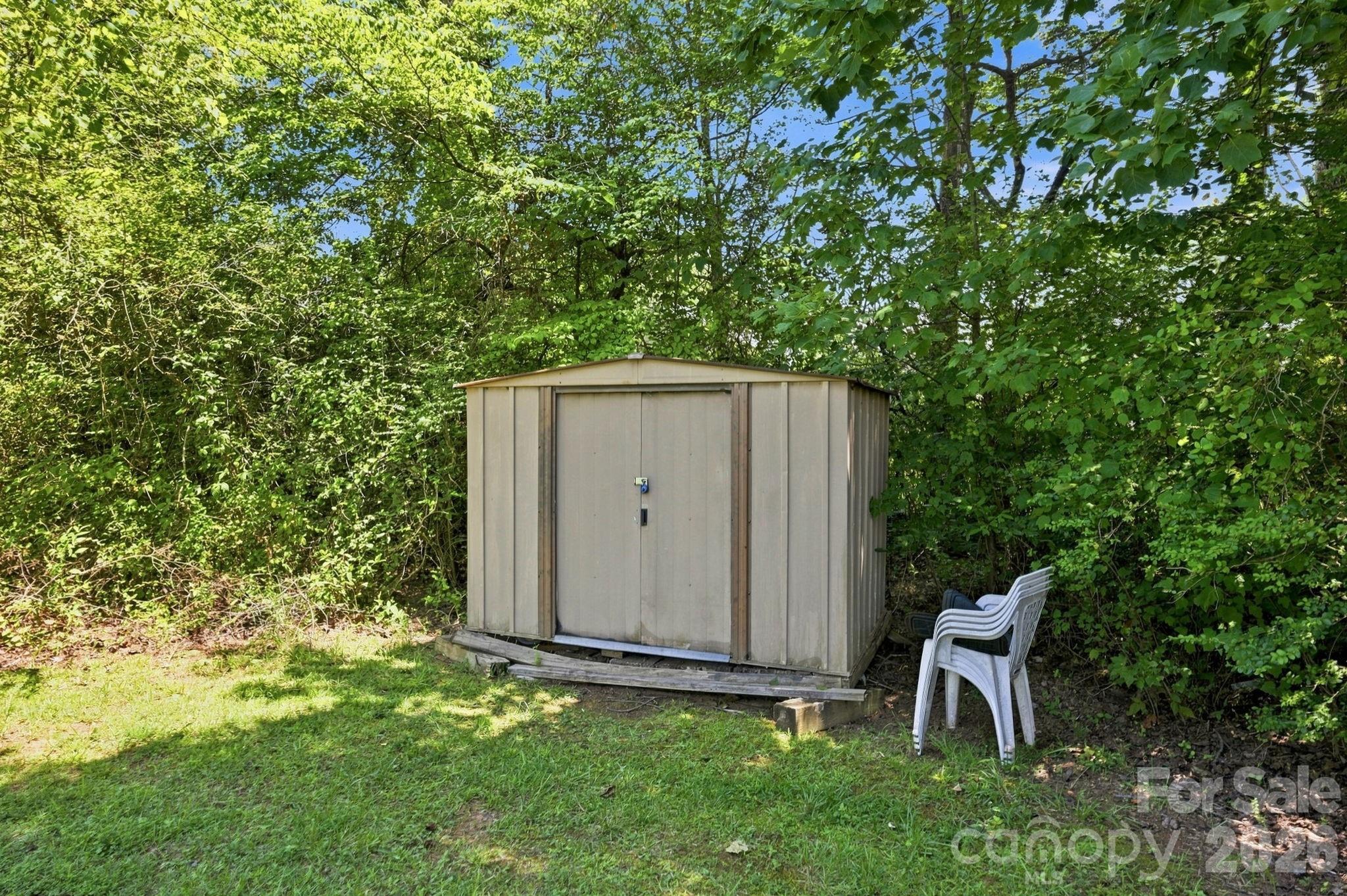 109 Ray Dawn Lane Property Photo 18