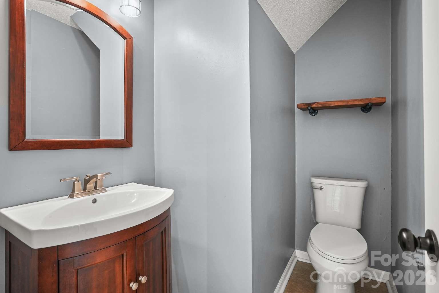 612 Grays Creek Lane Property Photo 15