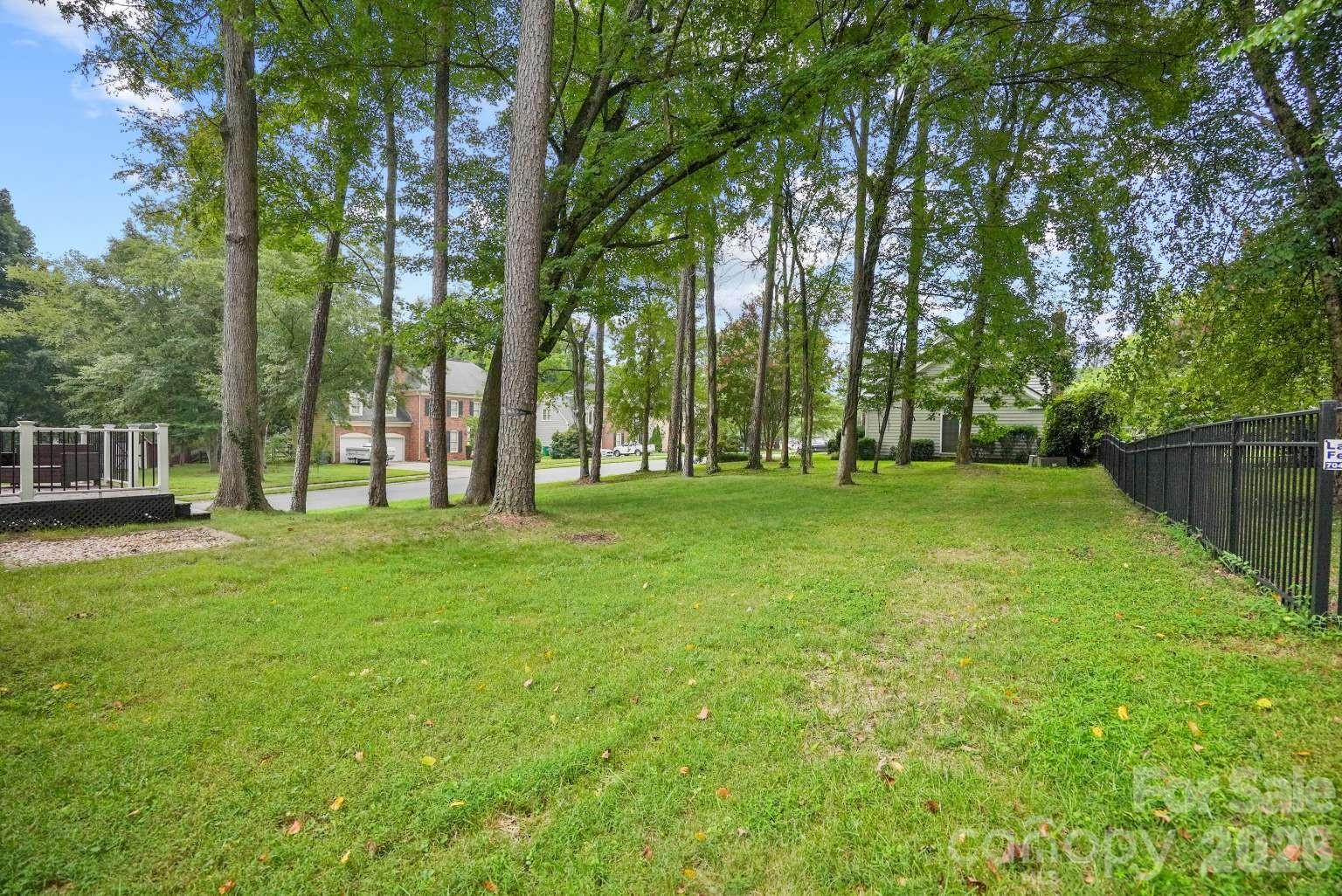 612 Grays Creek Lane Property Photo 31
