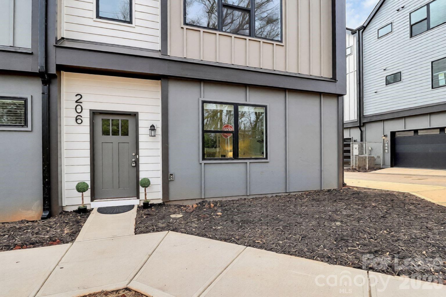 206 Nelson Avenue Property Photo 2