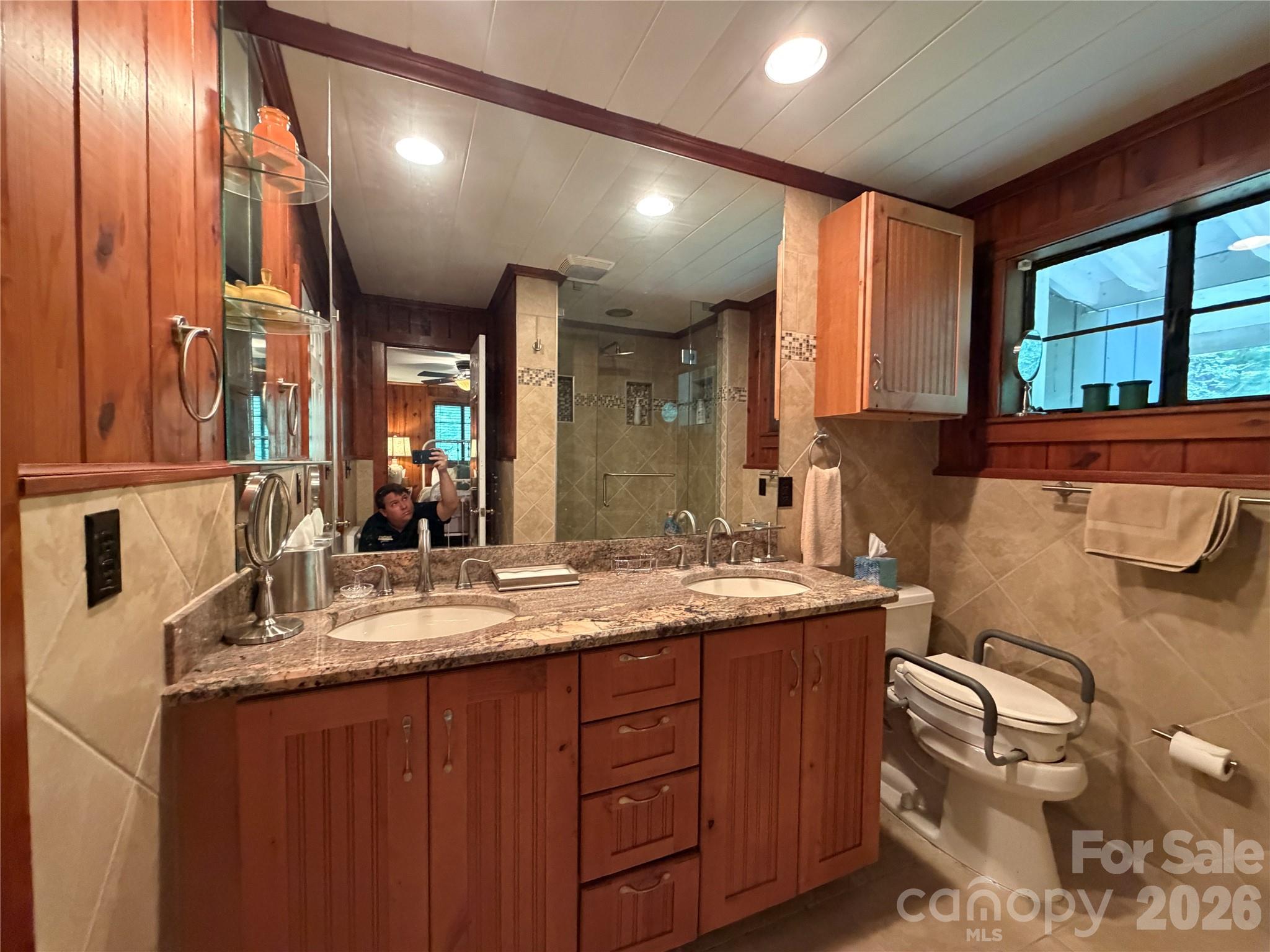 250 Luther Burbank Drive Property Photo 28