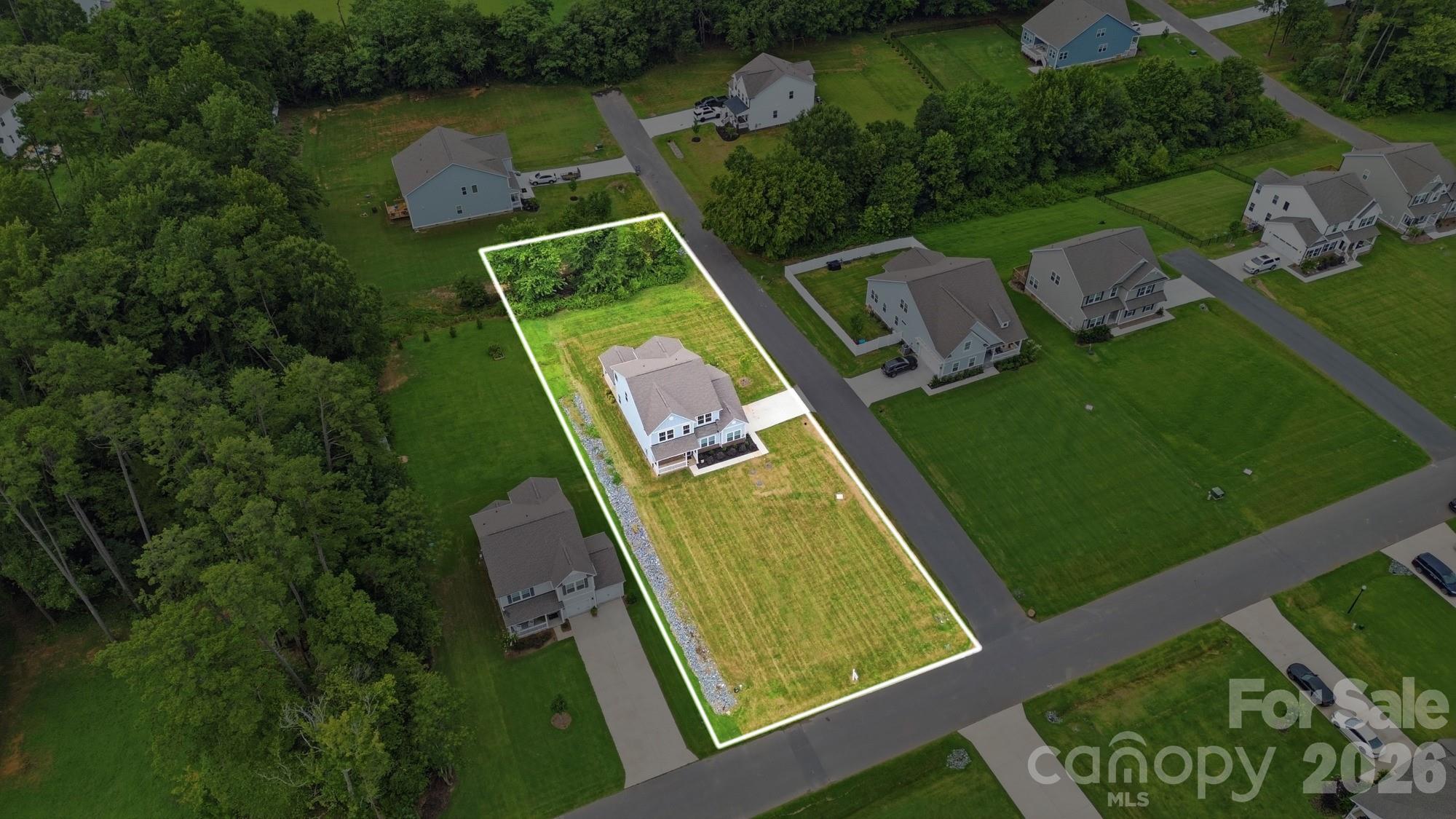 5670 Galloway Drive Property Photo 4